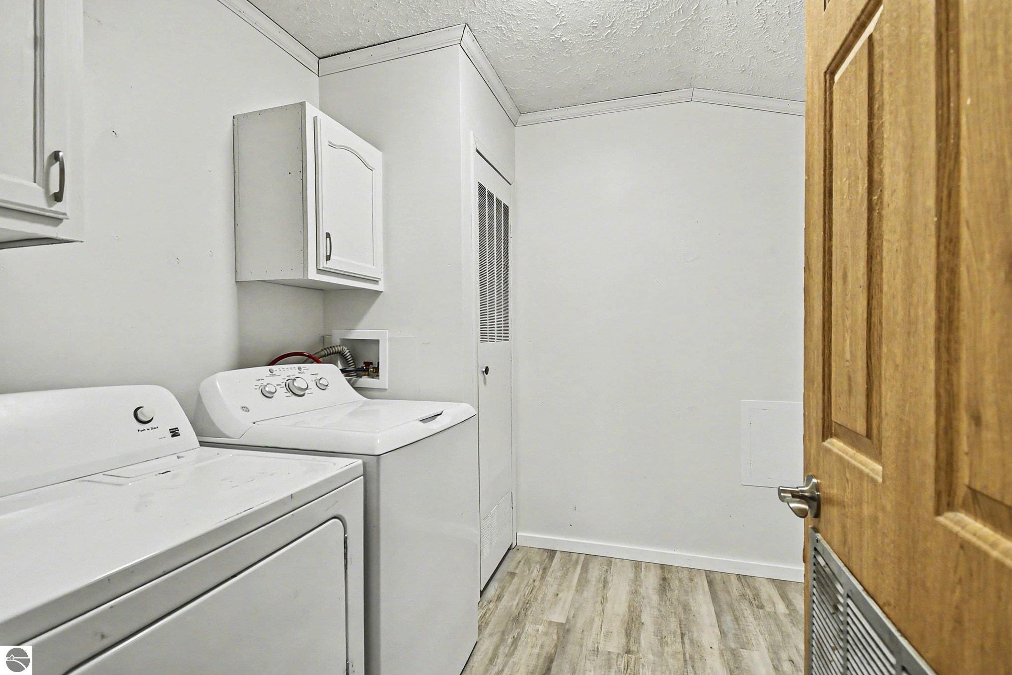 2505 Greenwood Drive, National City, MI 48748 — Photo 7