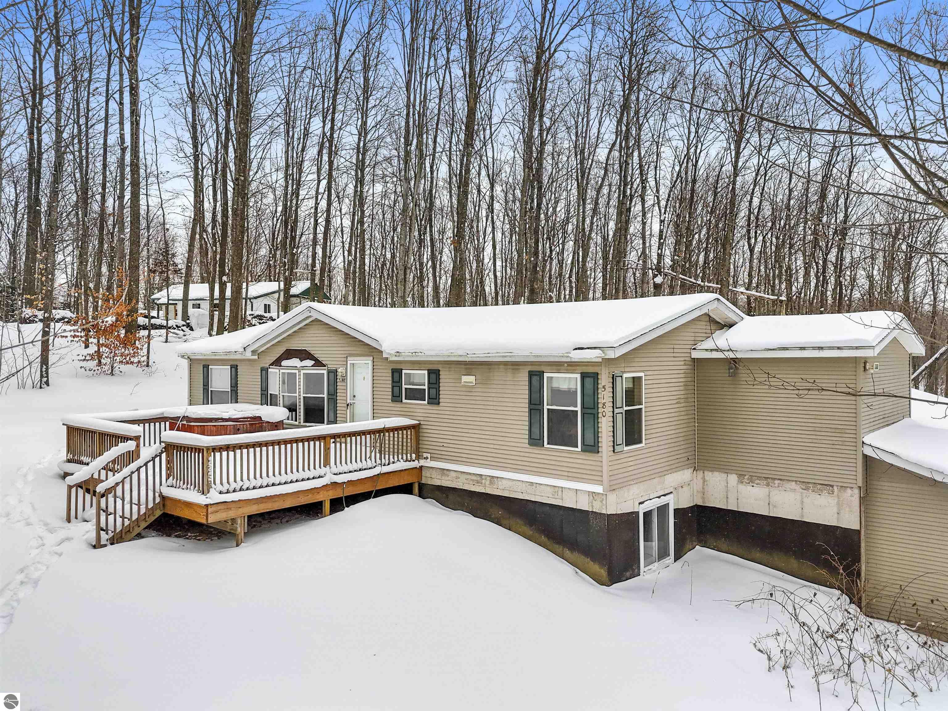 138 W Ridge Circle, Leroy, MI 49655 — Photo 4