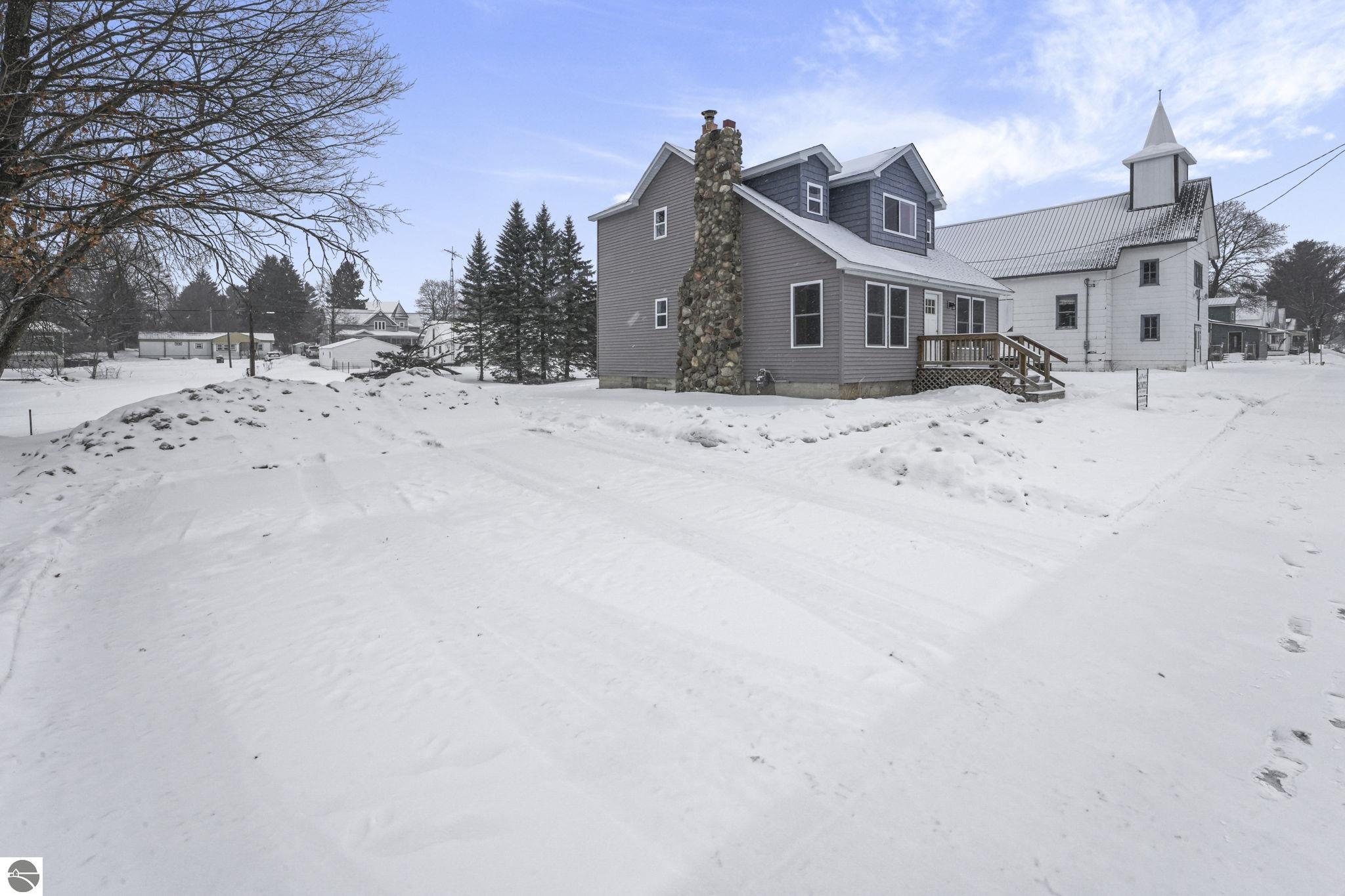 313 E Main Street, Marion, MI 49665 — Photo 4