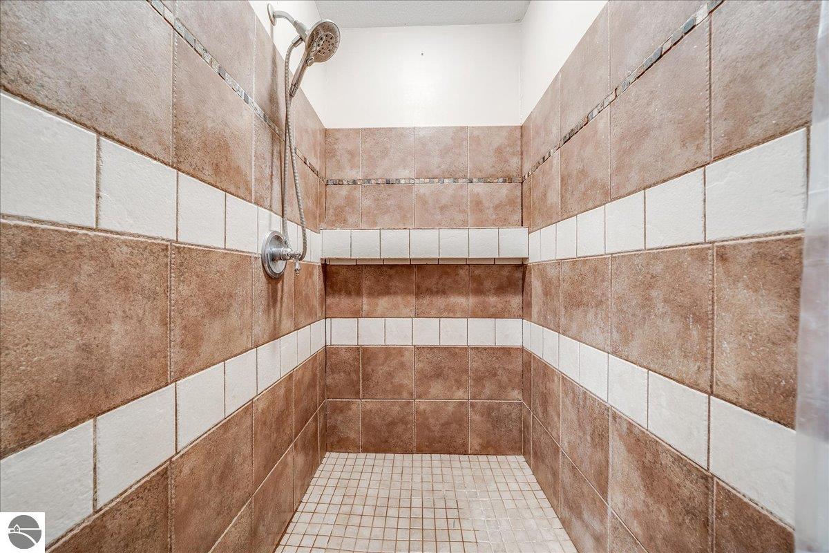 6131 Shellenbarger Road, Hale, MI 48739 — Photo 24
