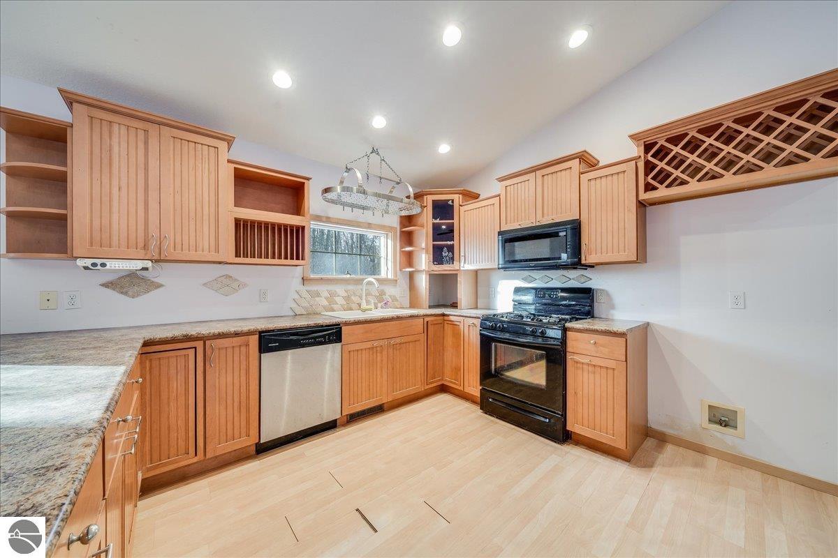 6131 Shellenbarger Road, Hale, MI 48739 — Photo 35