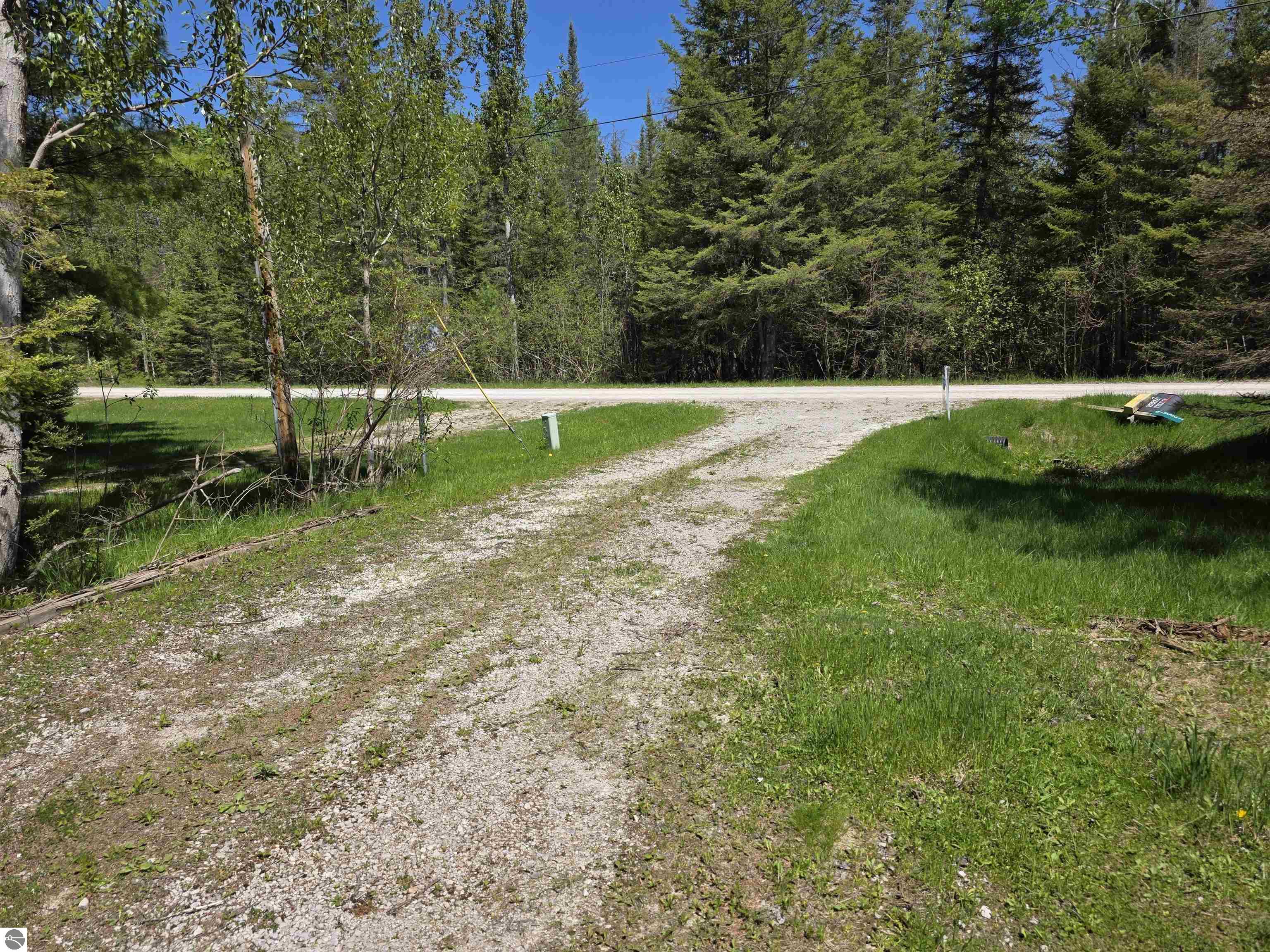12506 E Shore Drive, Millersburg, MI 49759 — Photo 34