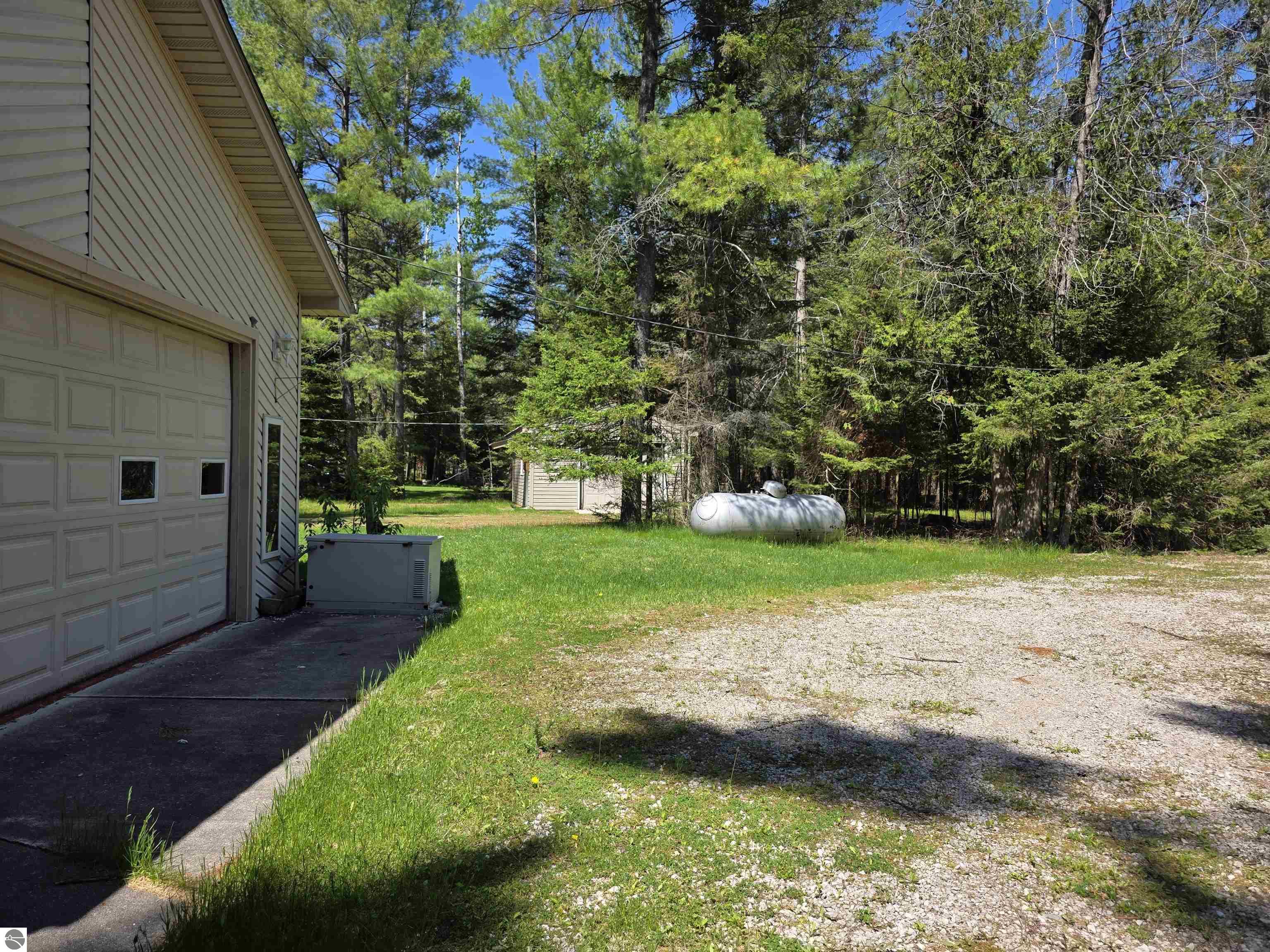 12506 E Shore Drive, Millersburg, MI 49759 — Photo 36