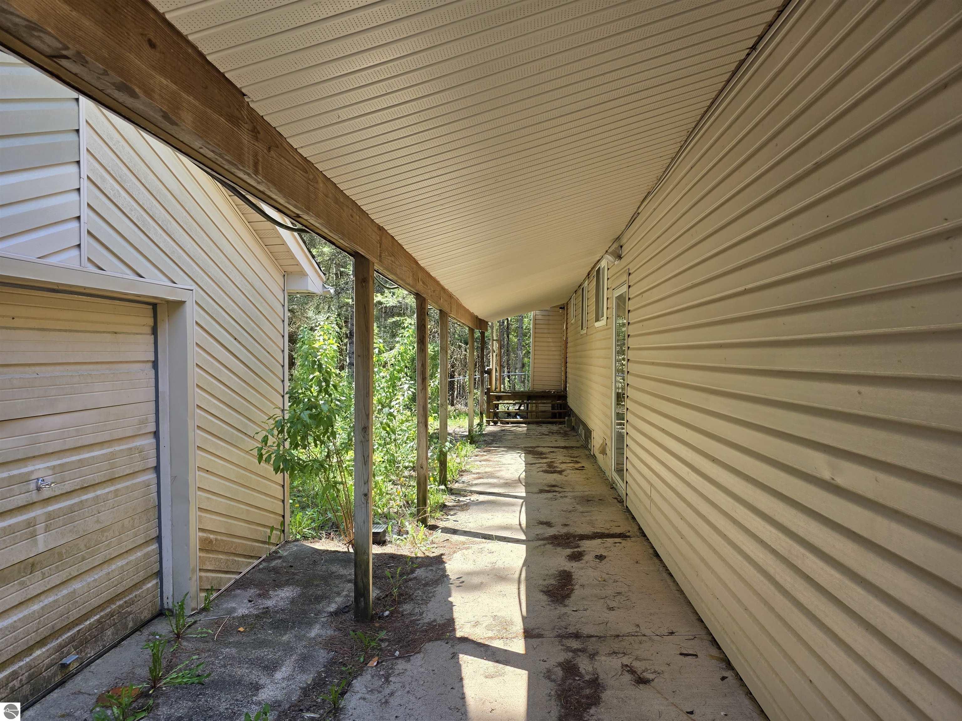 12506 E Shore Drive, Millersburg, MI 49759 — Photo 37