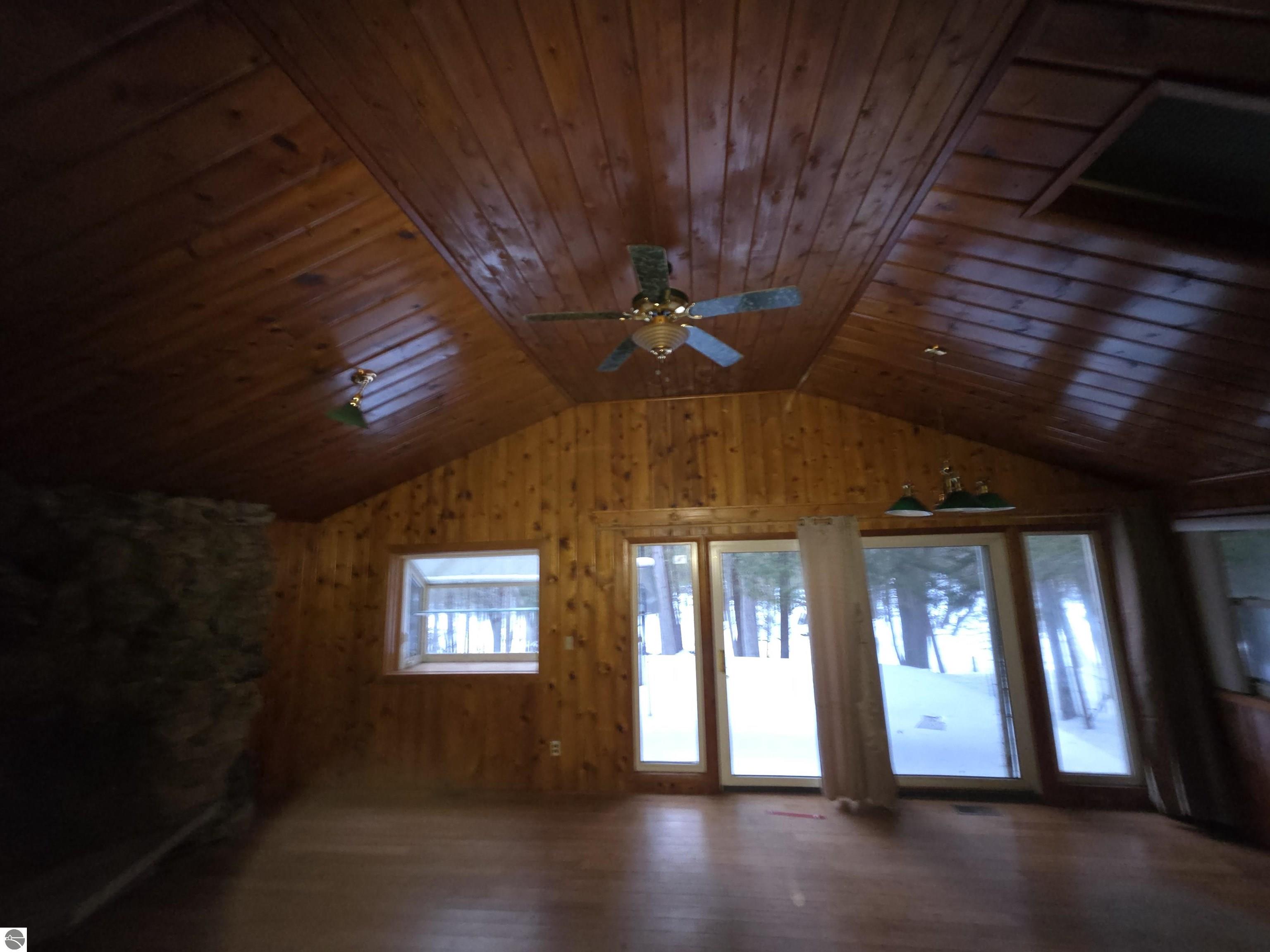 12506 E Shore Drive, Millersburg, MI 49759 — Photo 8