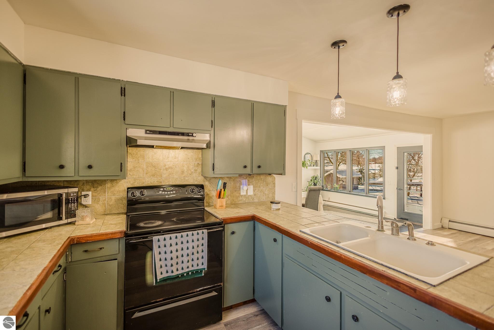 536 W 44th Street, Fremont, MI 49412 — Photo 17