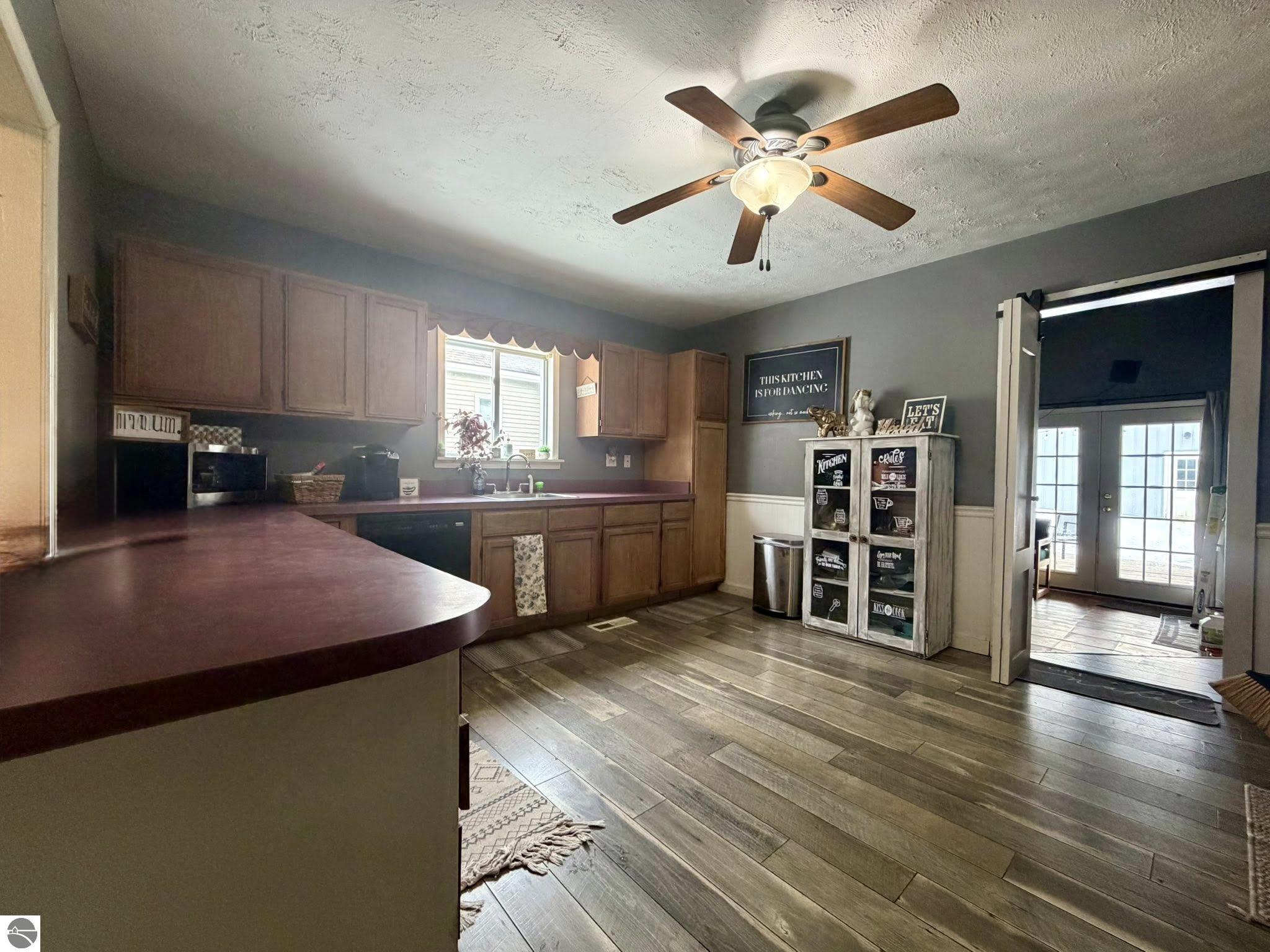 409 Walnut, Kalkaska, MI 49646 — Photo 3