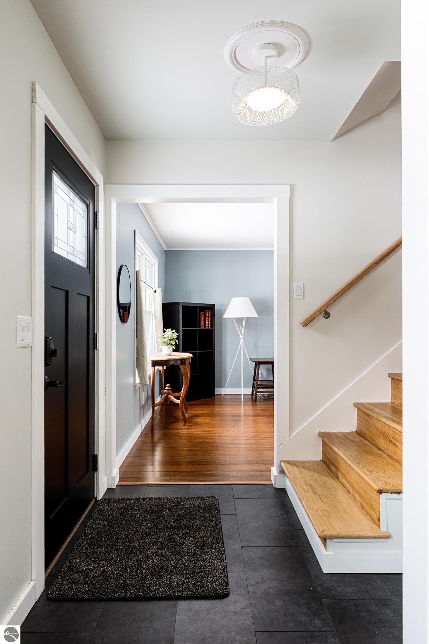 1704 Comanche Street