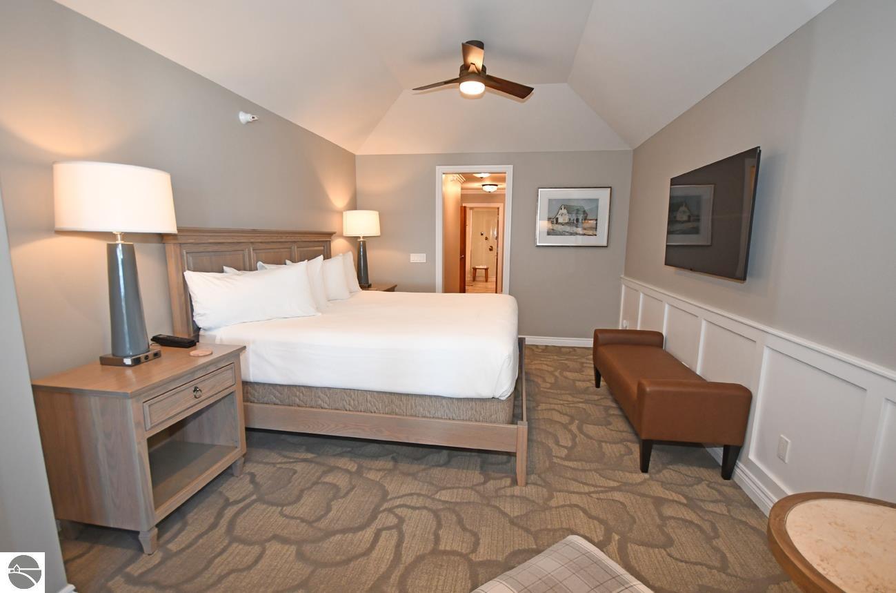 5707 (13F) S Lake Street, Glen Arbor, MI 49636 — Photo 33