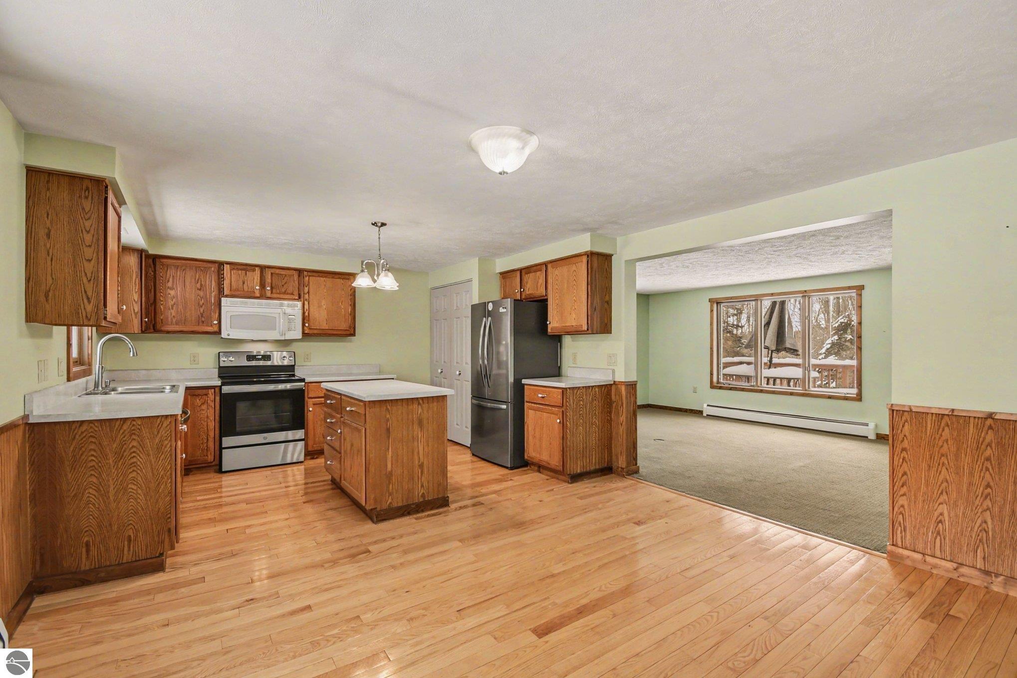 11510 E Lee Mann Road, Northport, MI 49670 — Photo 6