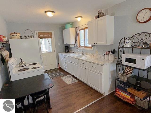 3110 Lake Taho Trail, Lake, MI 48632 — Photo 15