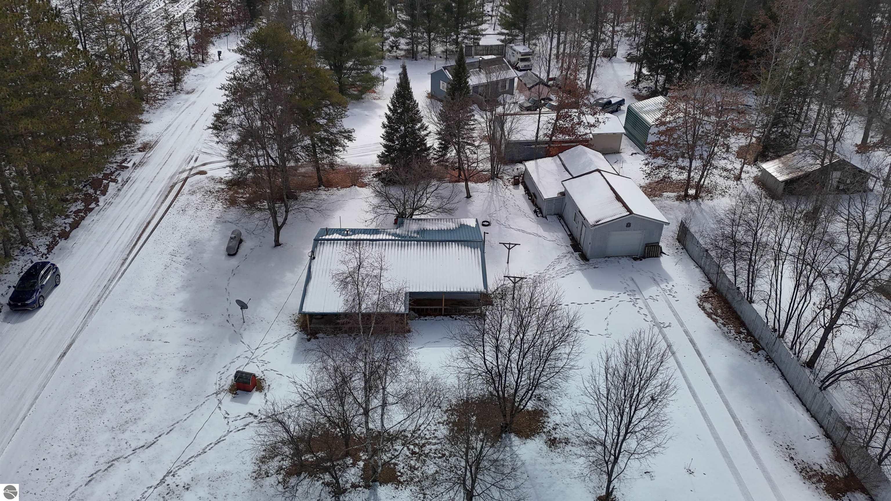770 Roberts, Harrison, MI 48625 — front exterior