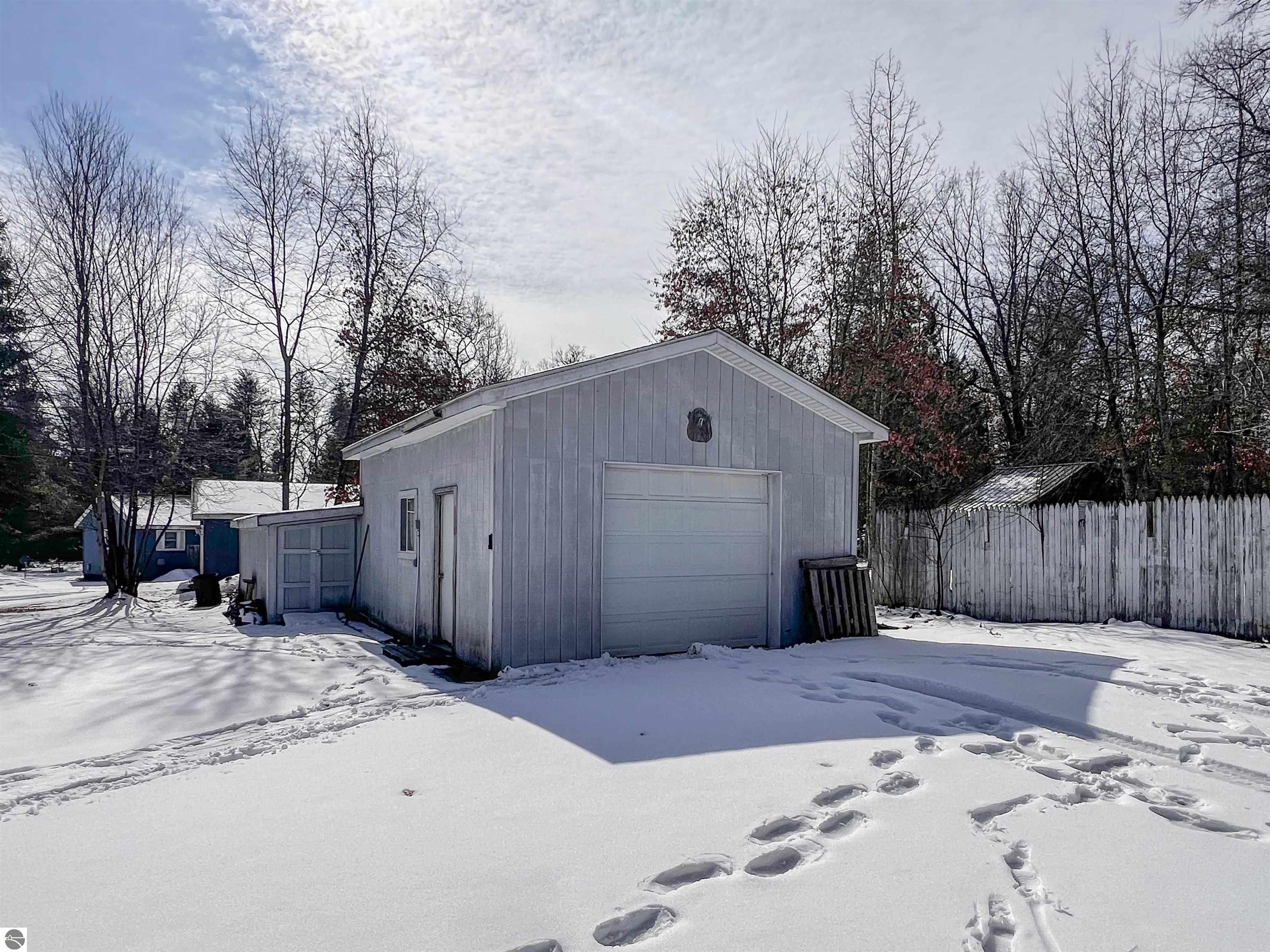 770 Roberts, Harrison, MI 48625 — Photo 33
