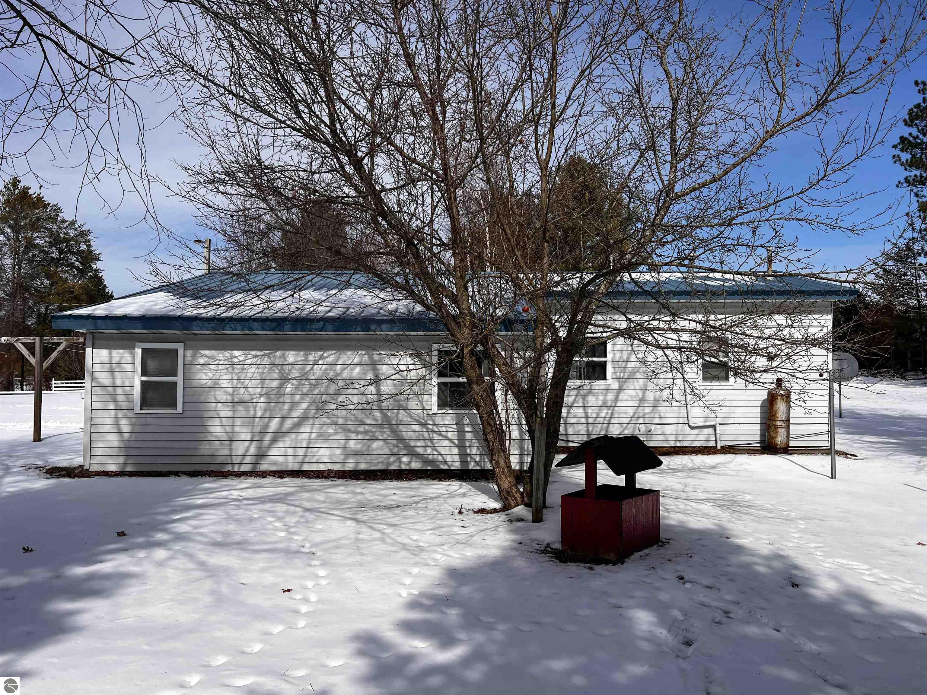770 Roberts, Harrison, MI 48625 — Photo 8