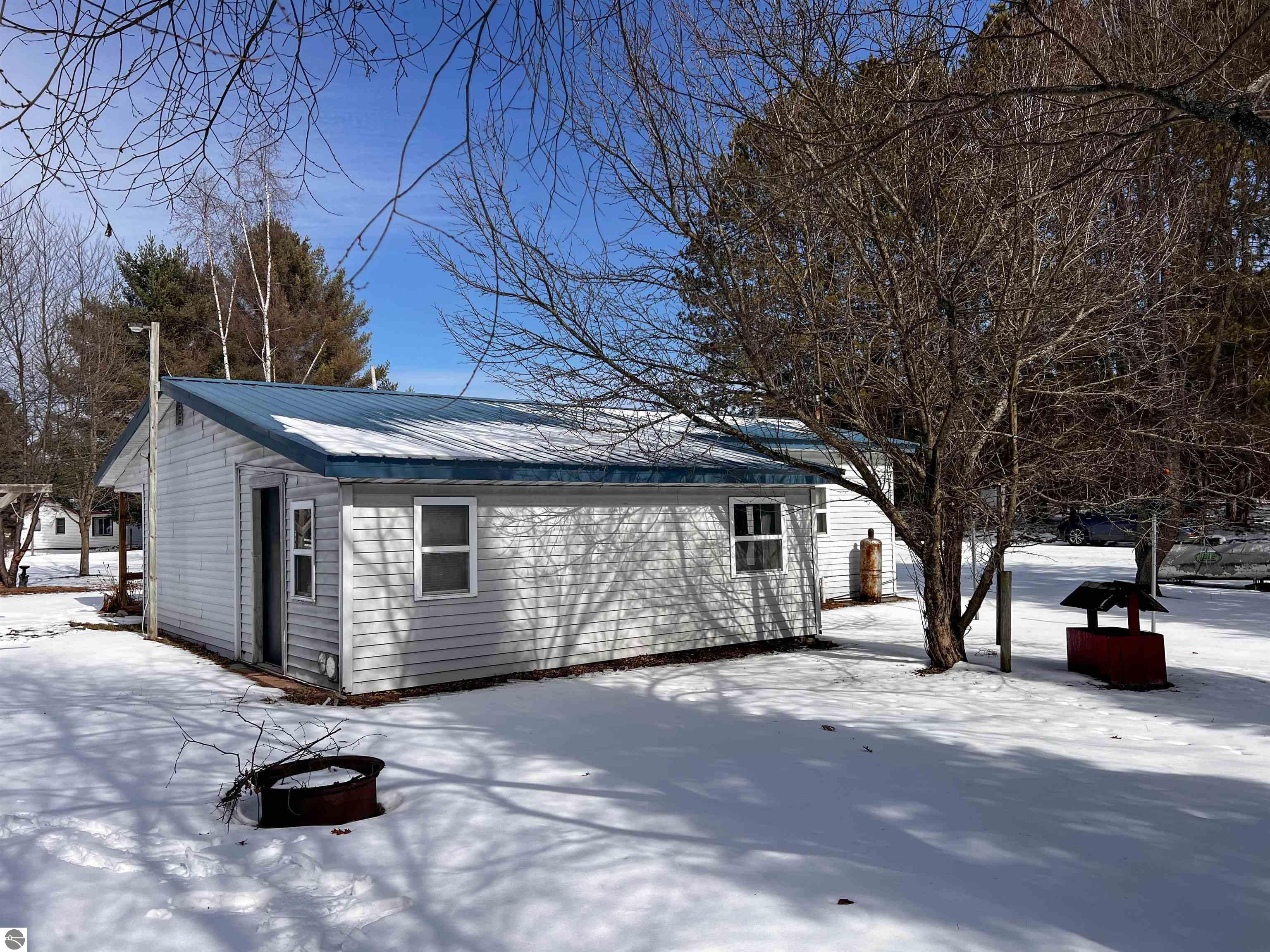 770 Roberts, Harrison, MI 48625 — Photo 9