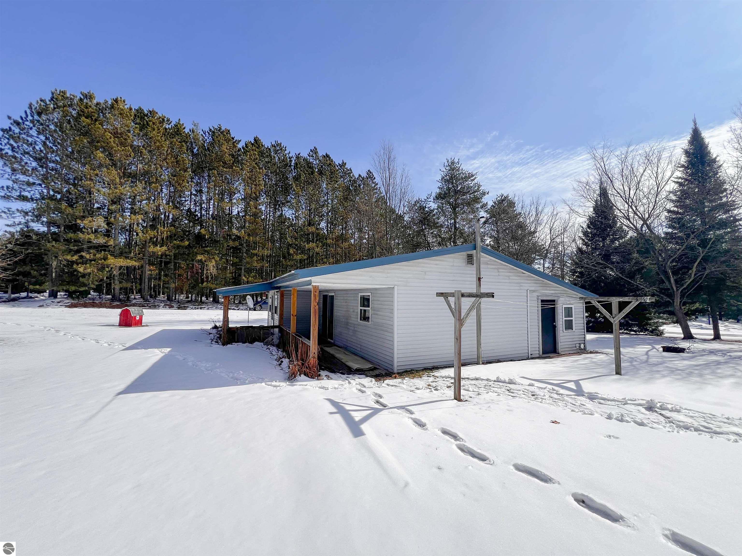 770 Roberts, Harrison, MI 48625 — Photo 10