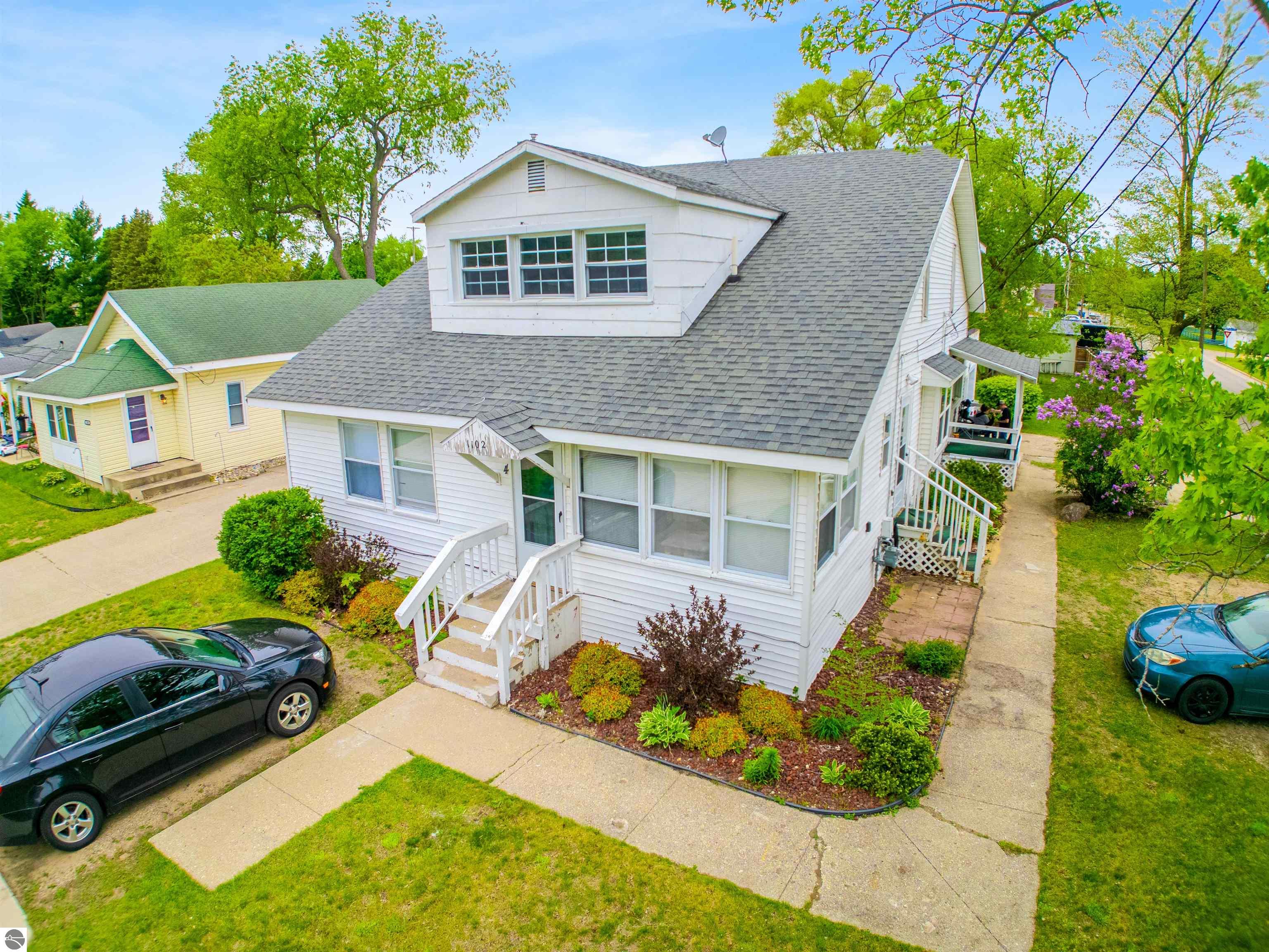 1102 Chestnut Street, Cadillac, MI 49601 — front exterior