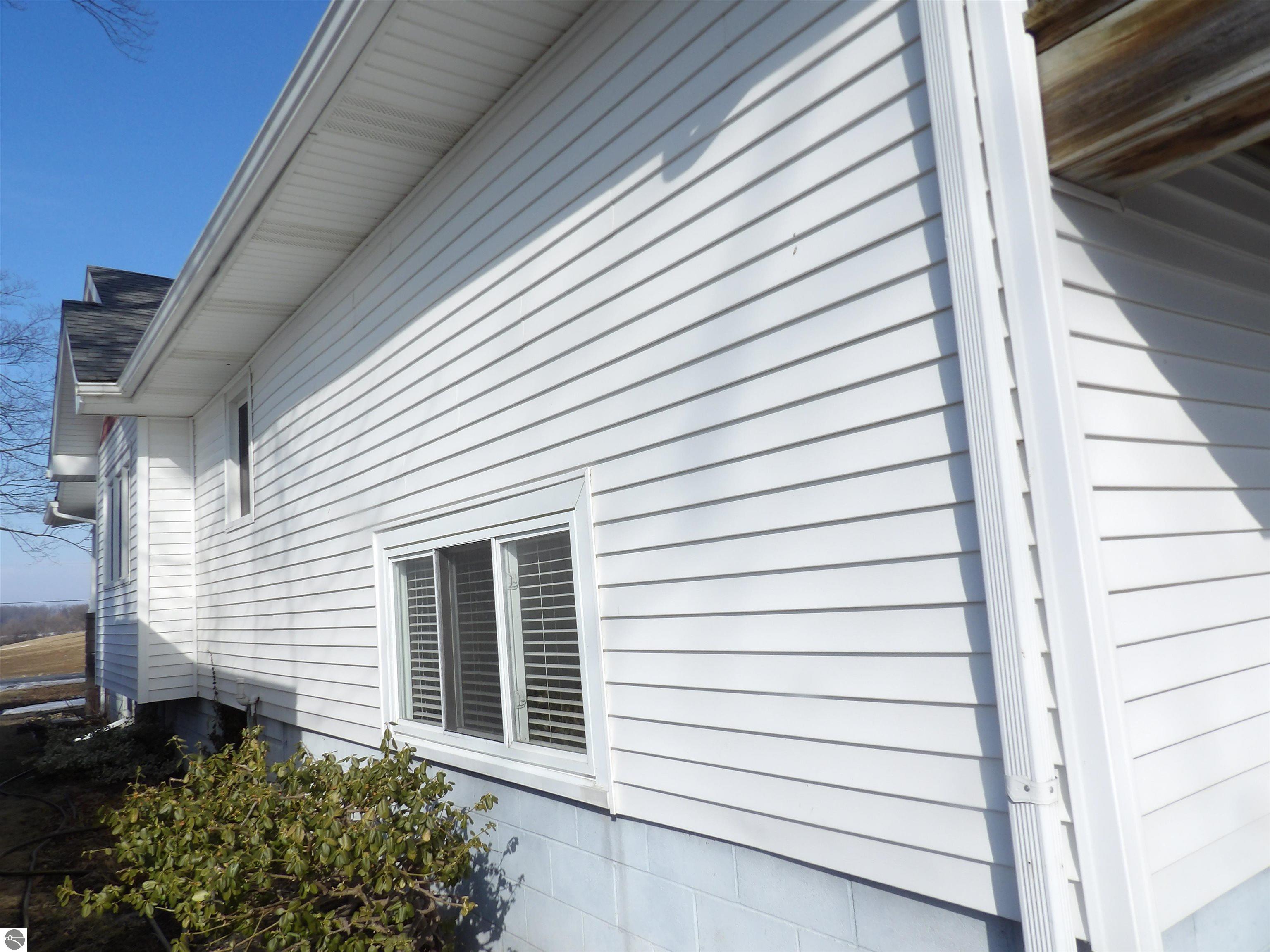 7890 E Townline Road, Bridgeport, MI 48722 — Photo 14