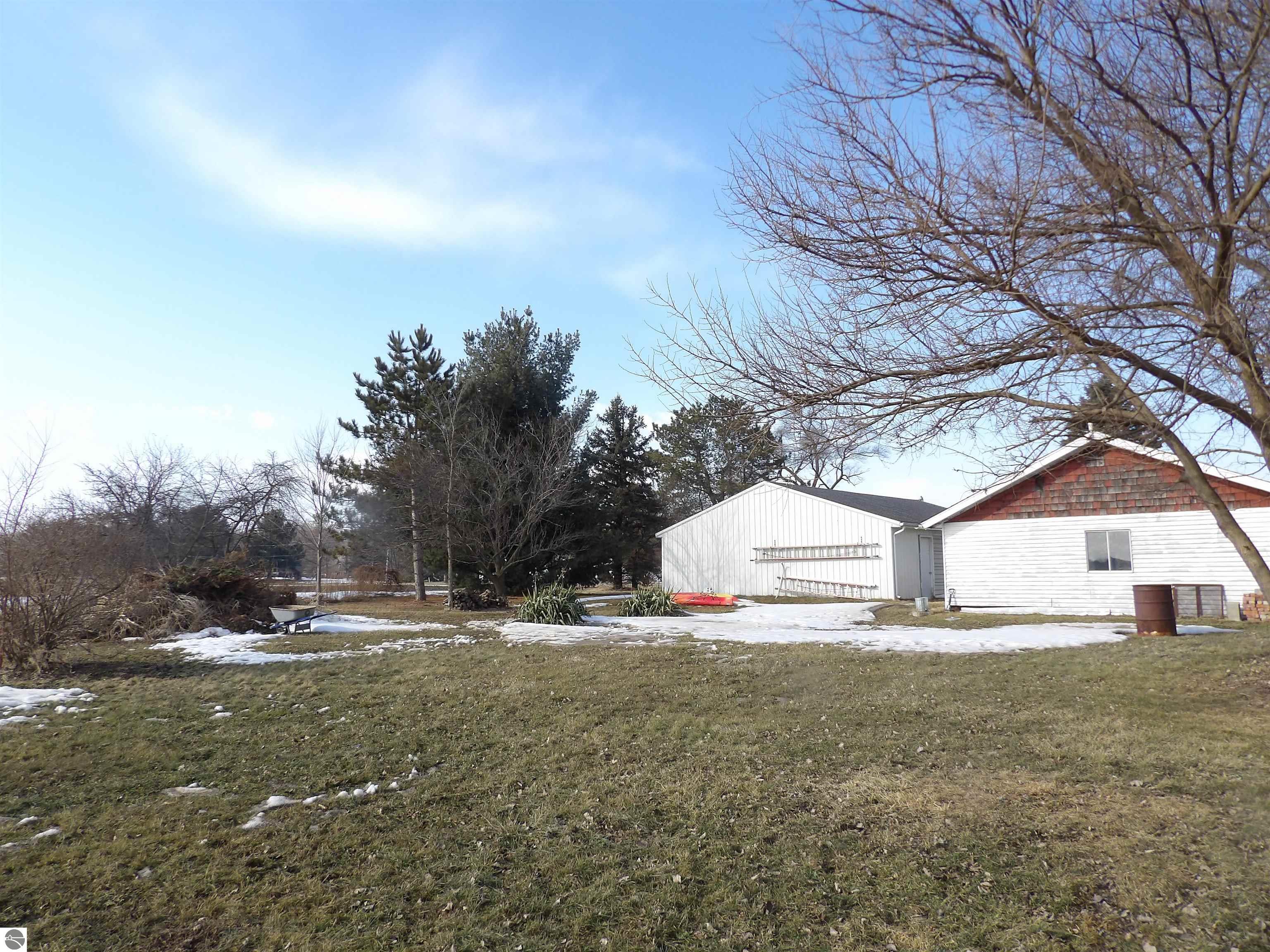 7890 E Townline Road, Bridgeport, MI 48722 — Photo 9