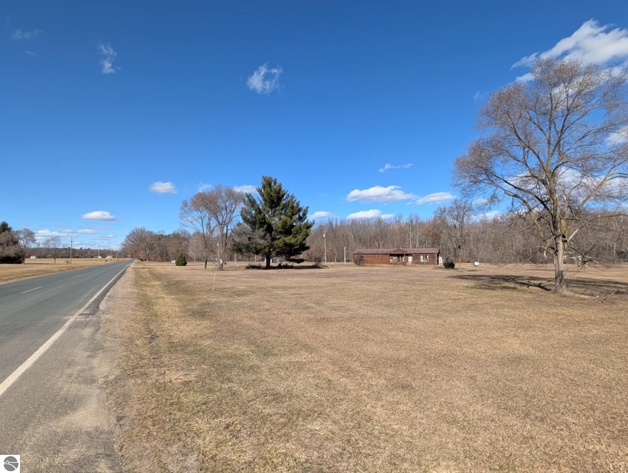 6046 Douglas Road, Riverdale, MI 48877 — Photo 20