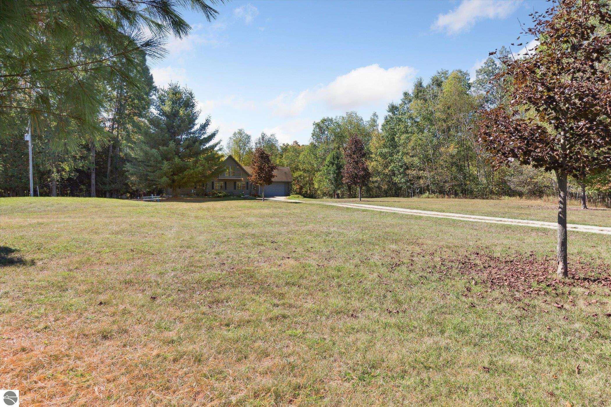 751 Hunters Ridge, Marion, MI 49665 — Photo 59