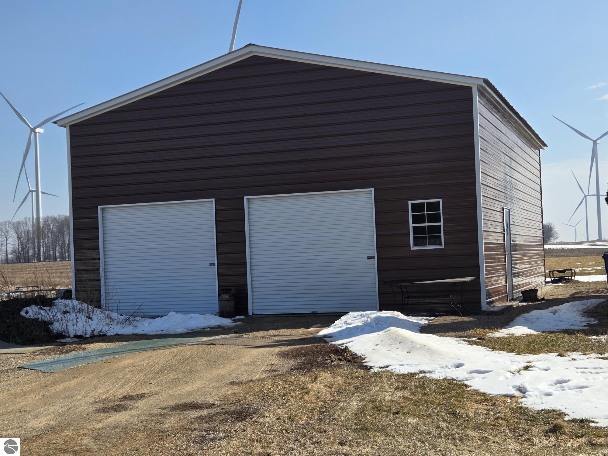 2264 N Littlefield Road, Weidman, MI 48893 — Photo 2