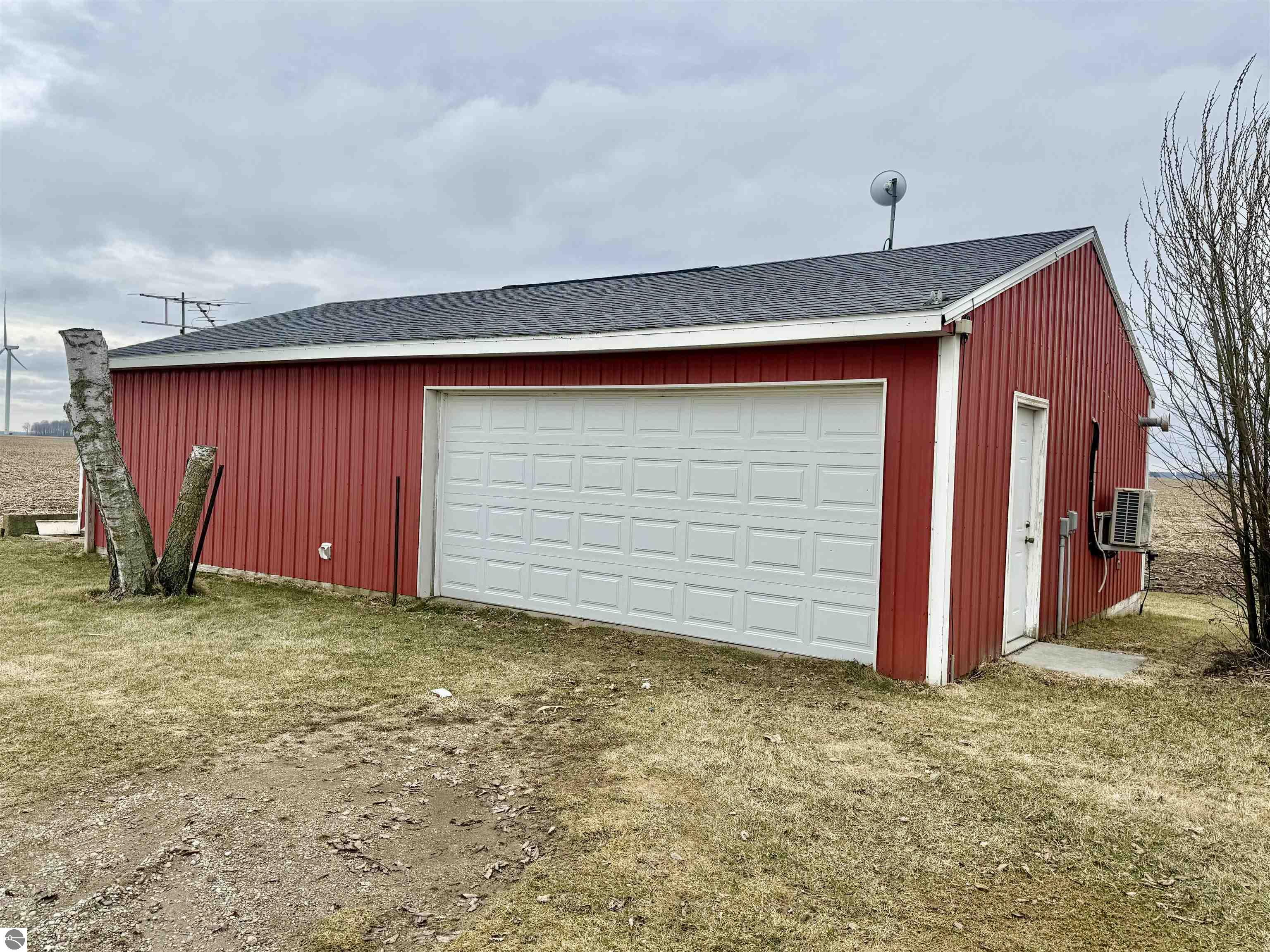 4790 E Tyler Road, Breckenridge, MI 48615 — Photo 9