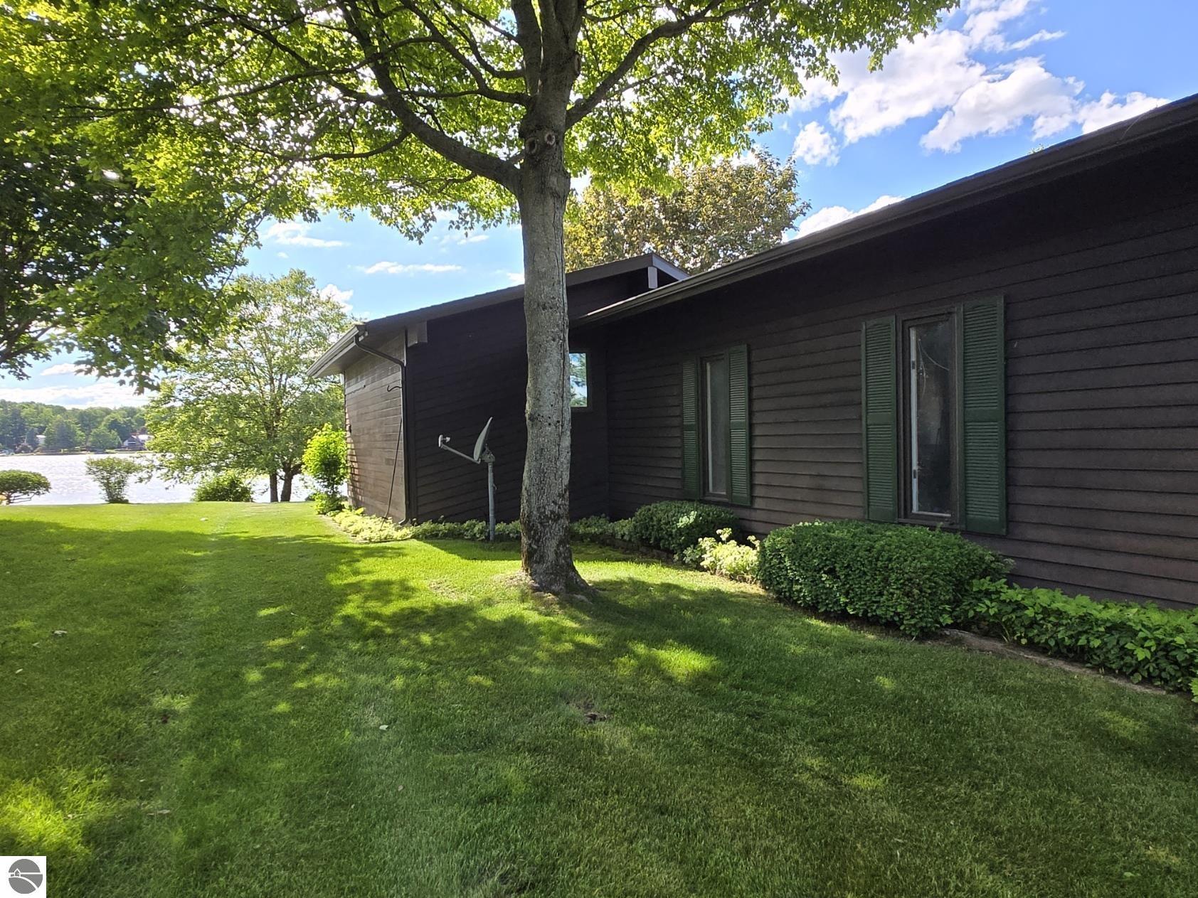 1116 Fairway Drive, Lake Isabella, MI 48893 — Photo 39