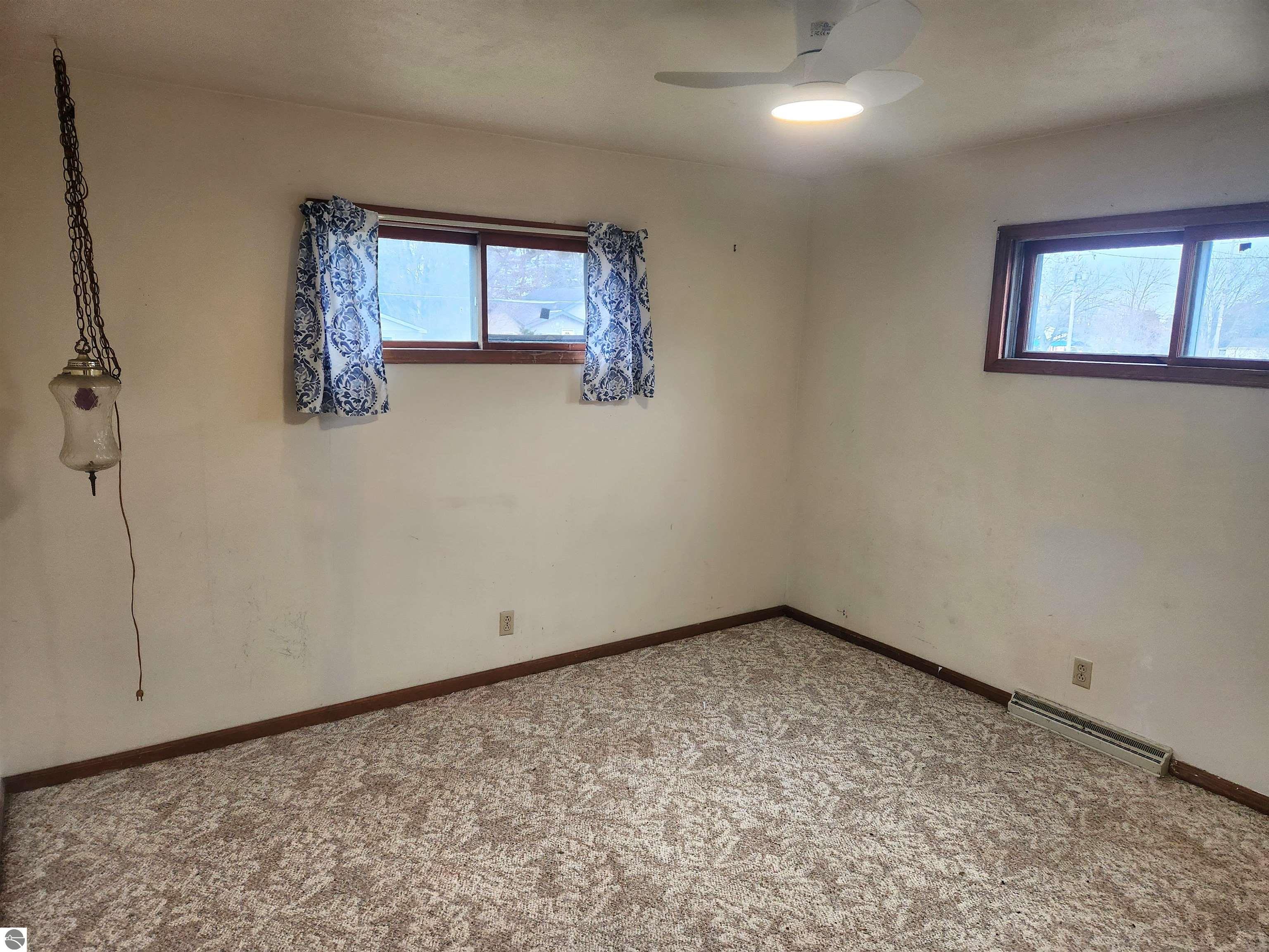 104 E Sexton Street, Breckenridge, MI 48615 — Photo 10