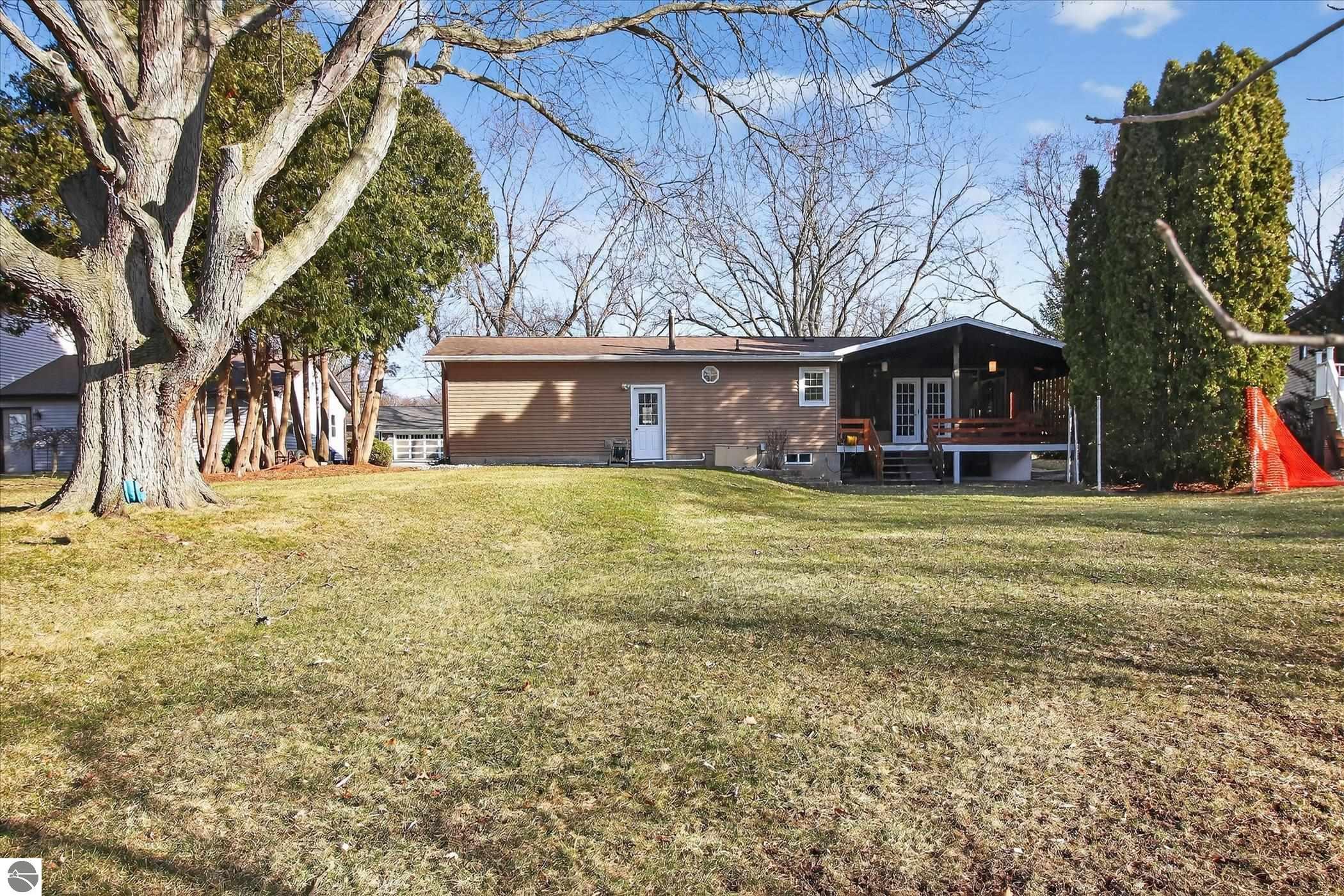 901 Riverview, Alma, MI 48801 — Photo 19