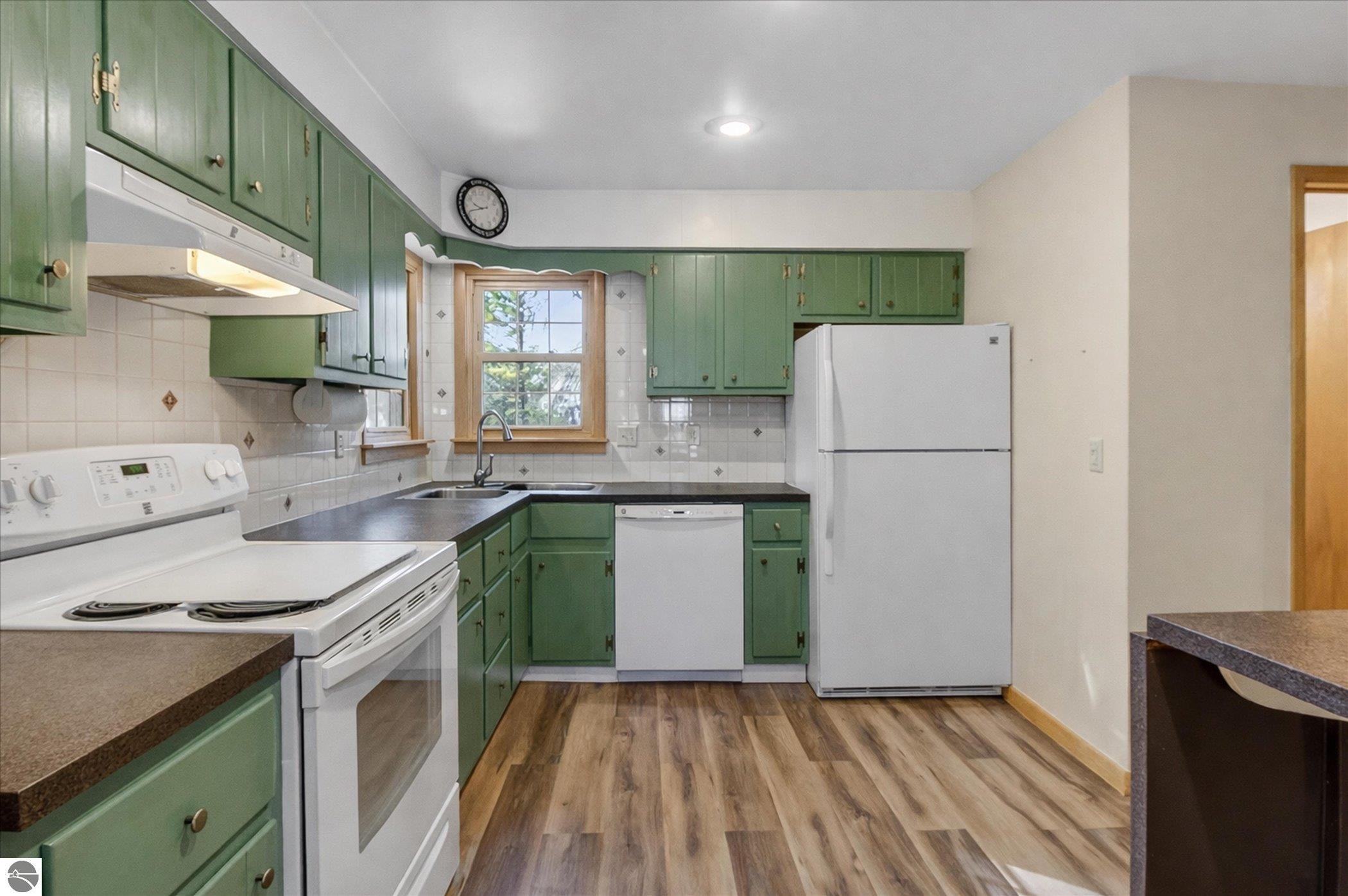 901 Riverview, Alma, MI 48801 — Photo 33