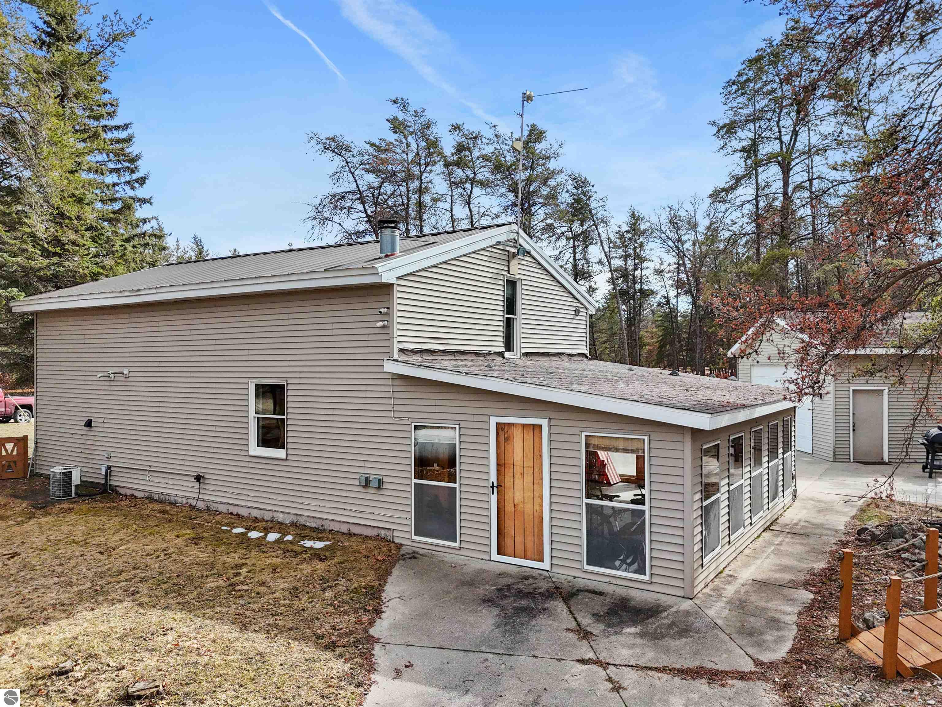 8252 Vans Trail, Marion, MI 49665 — Photo 28