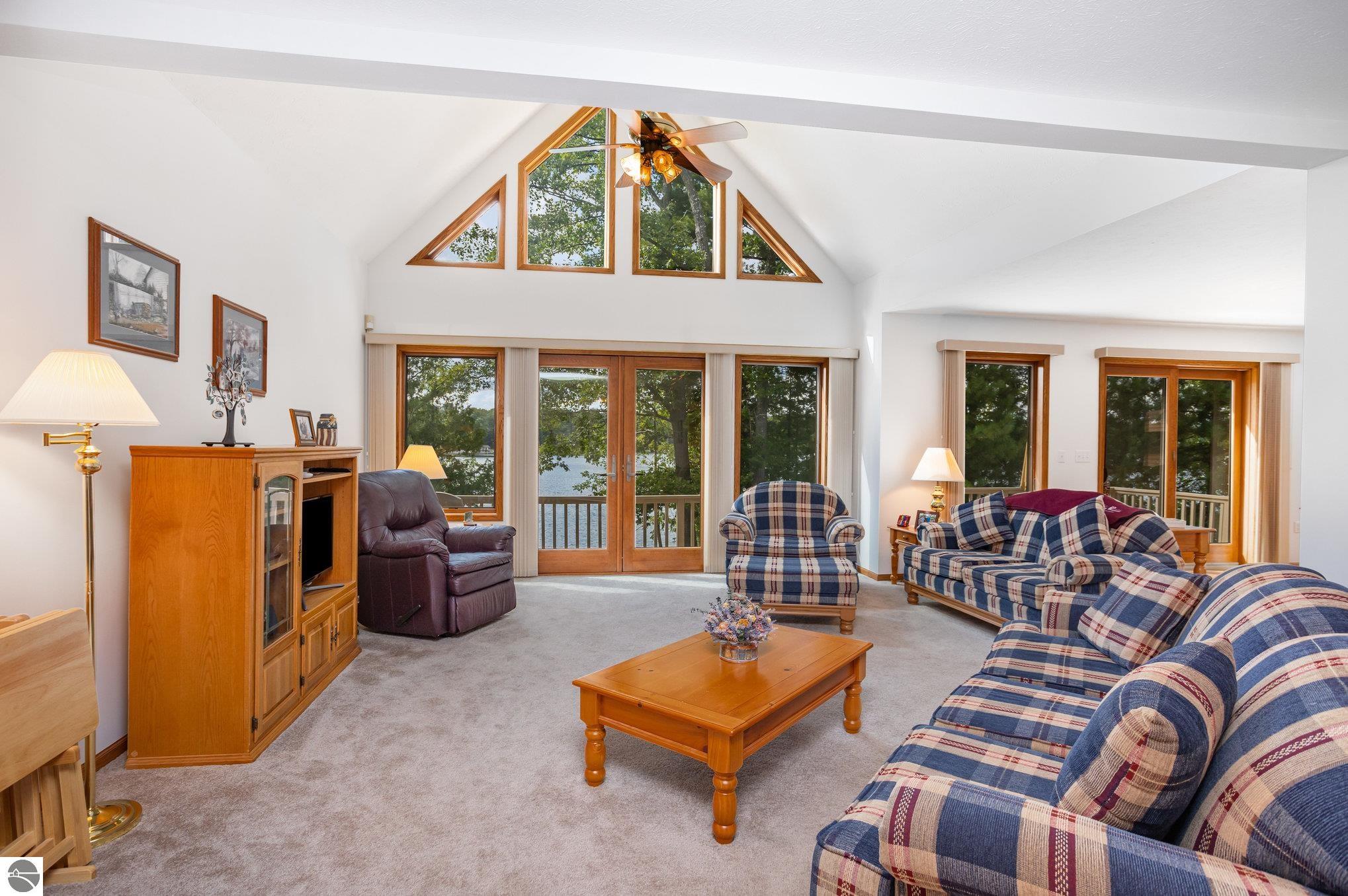 5685 Shirley Ann Drive, Harrison, MI 48625 — Photo 12