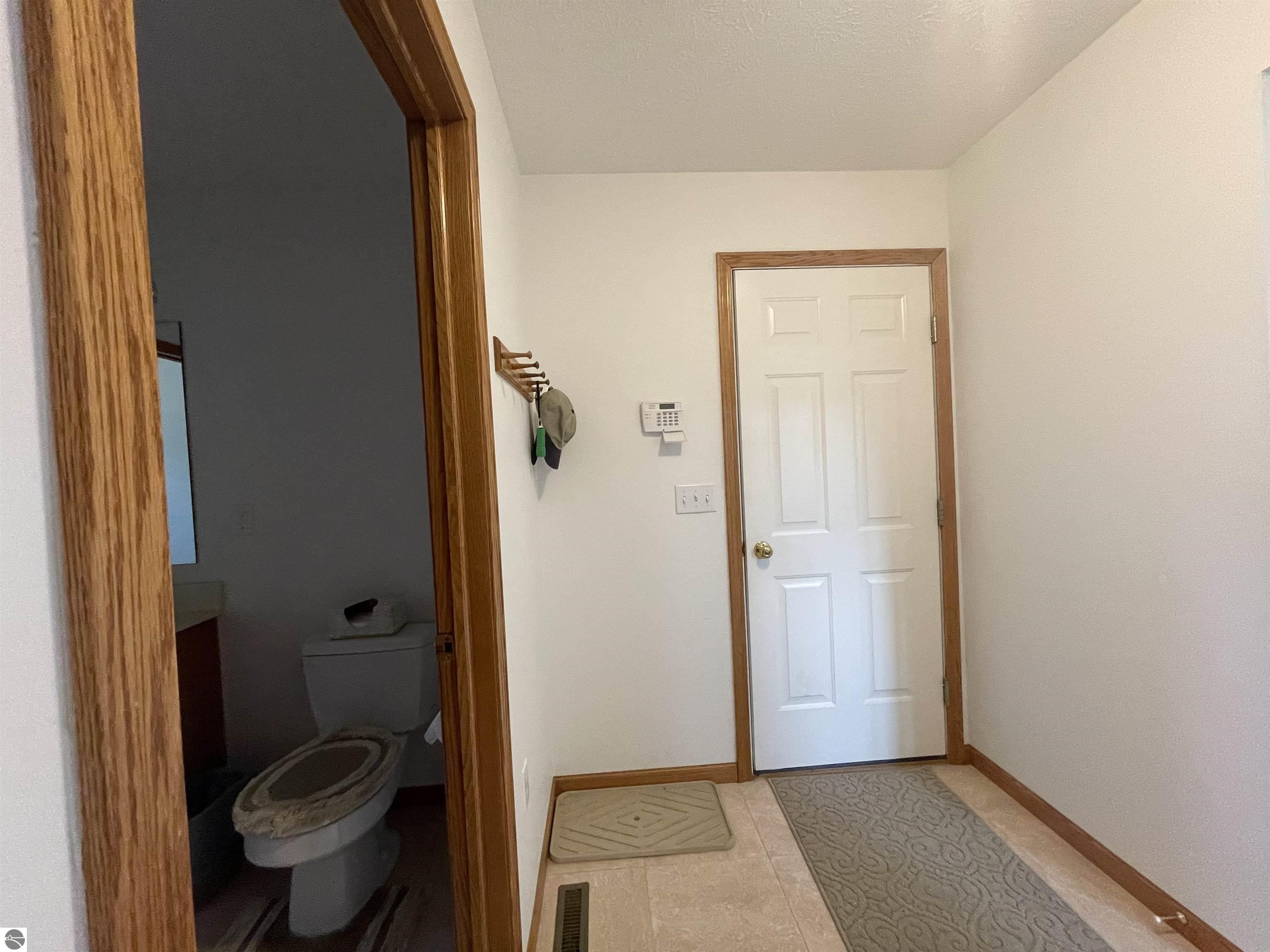 5685 Shirley Ann Drive, Harrison, MI 48625 — Photo 32