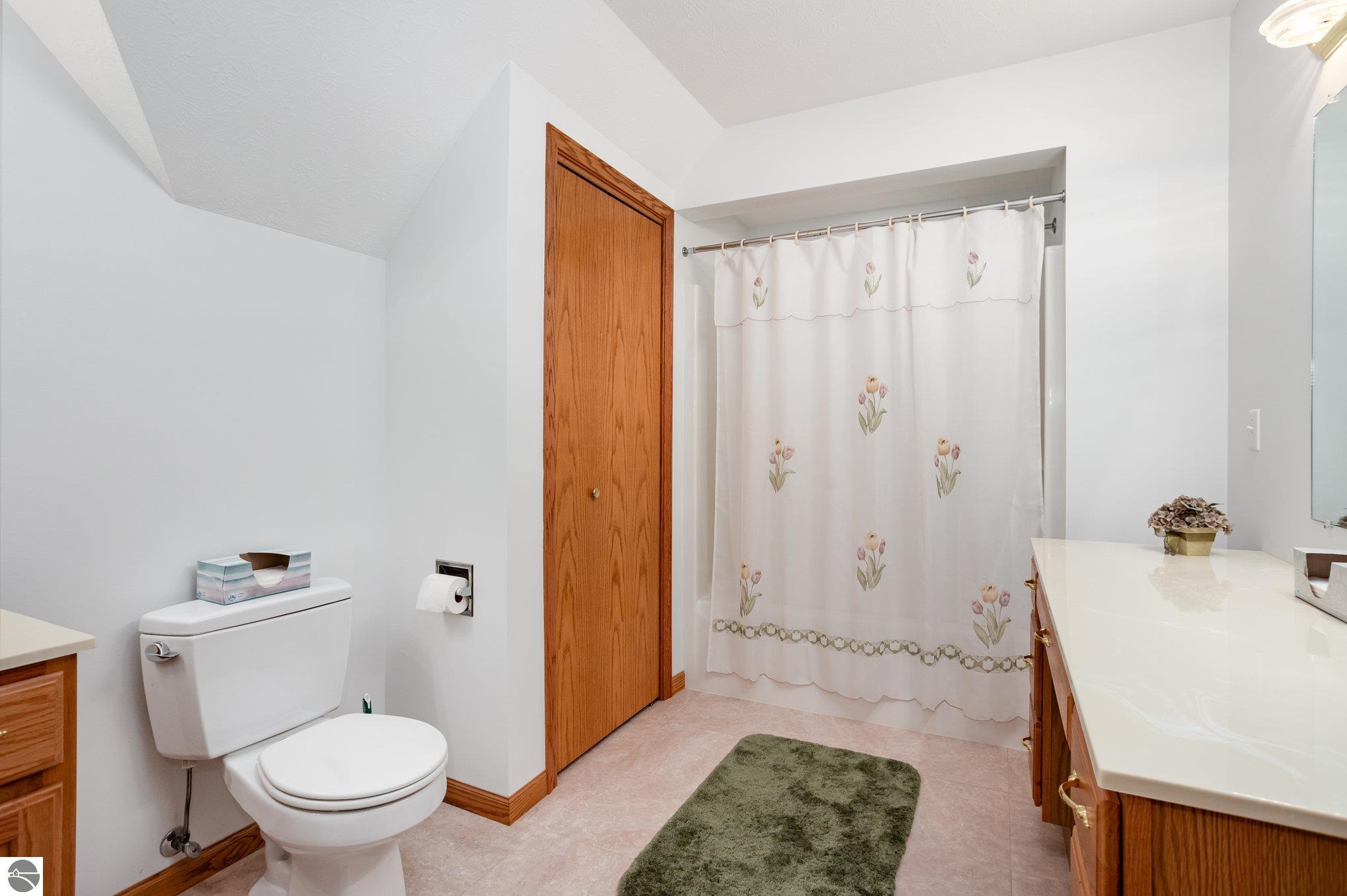 5685 Shirley Ann Drive, Harrison, MI 48625 — Photo 47