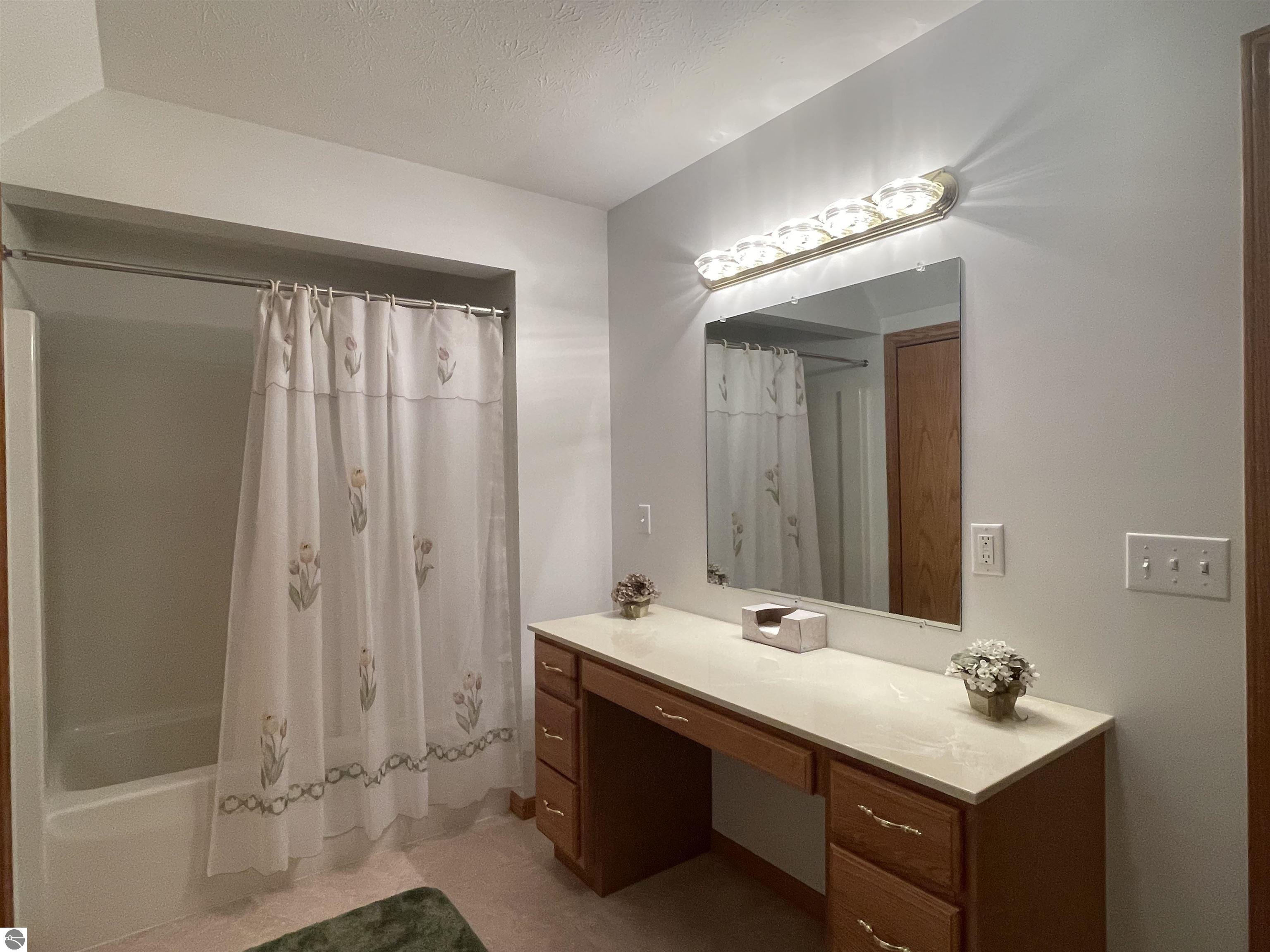 5685 Shirley Ann Drive, Harrison, MI 48625 — Photo 48