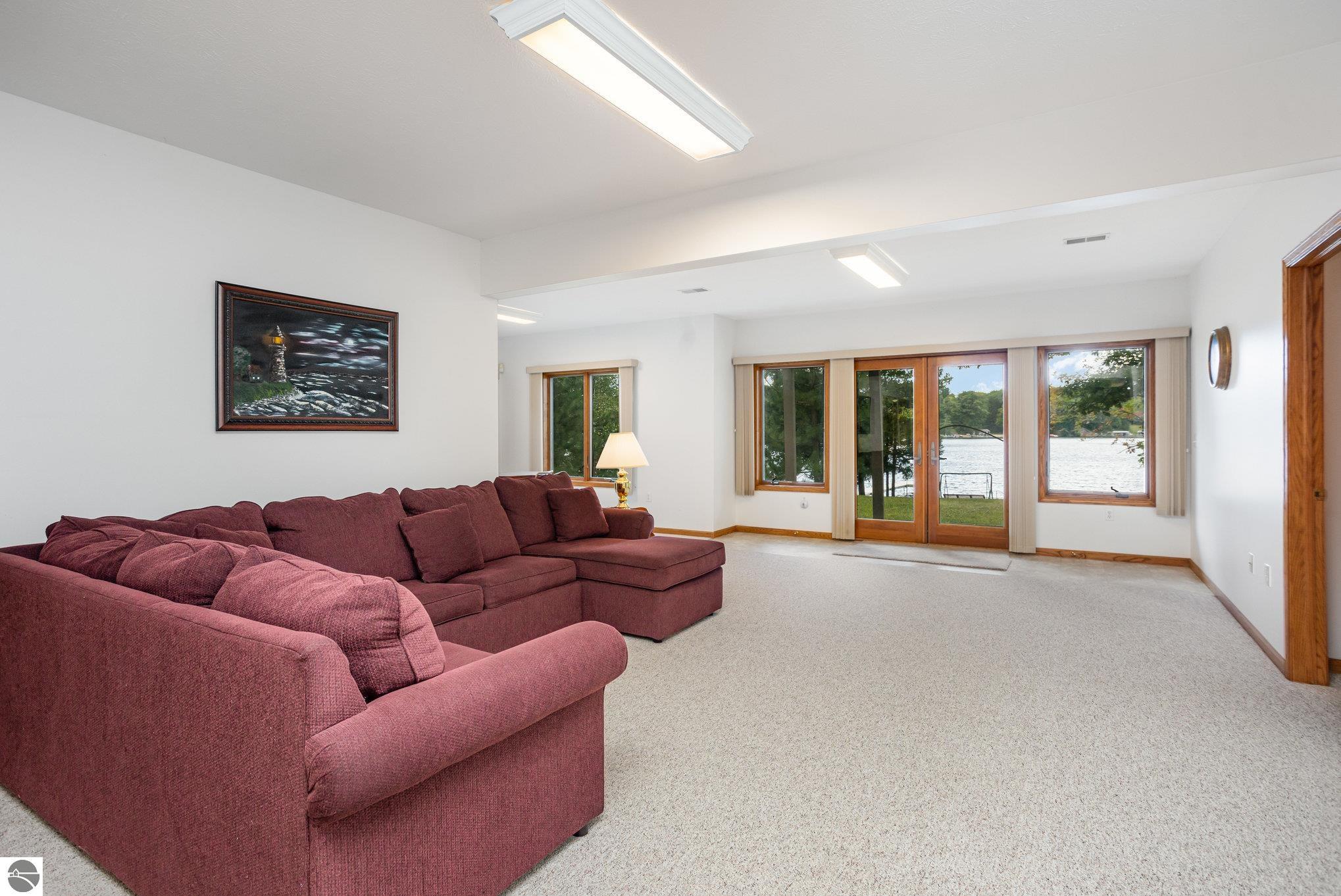 5685 Shirley Ann Drive, Harrison, MI 48625 — Photo 58