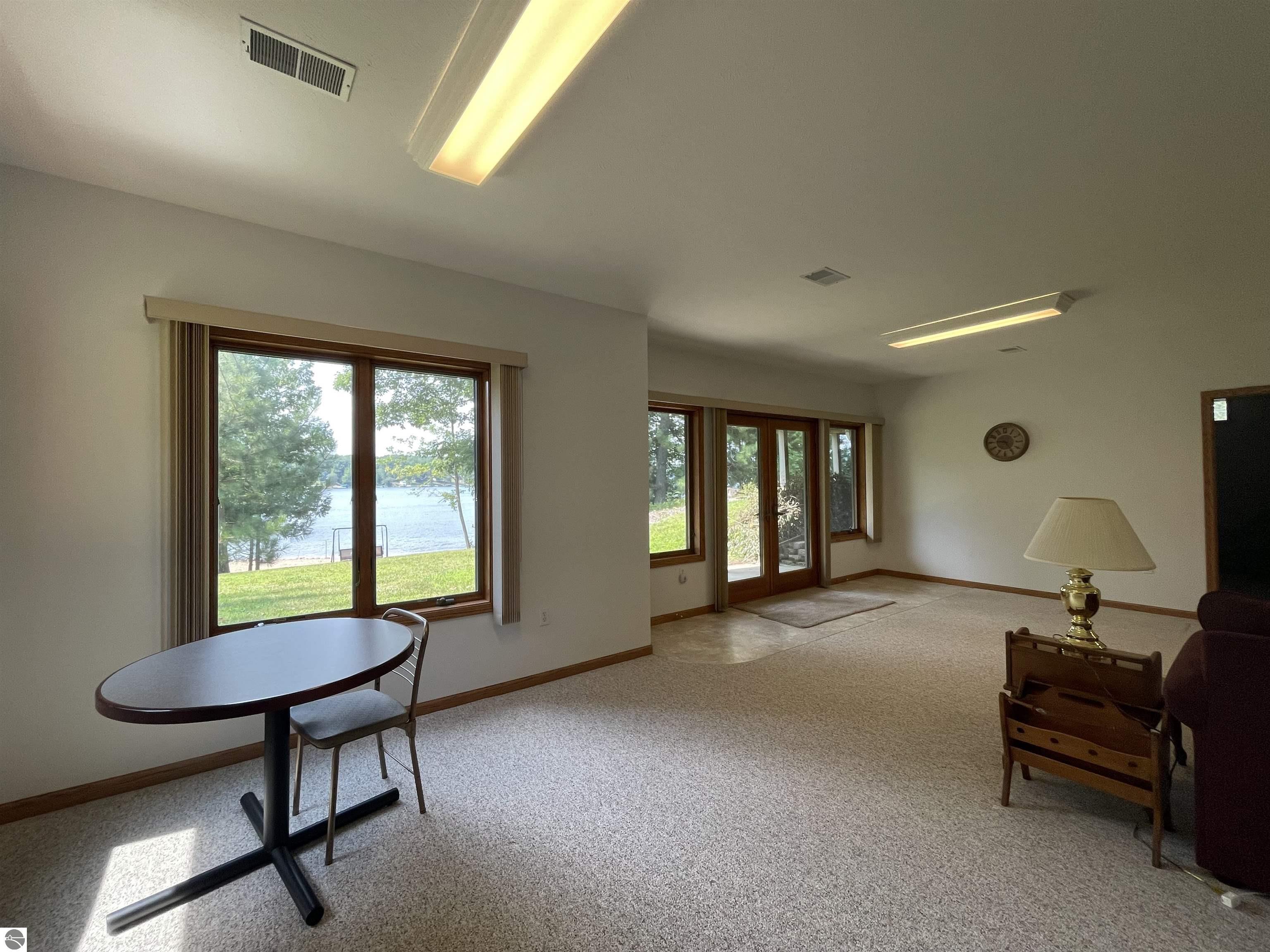 5685 Shirley Ann Drive, Harrison, MI 48625 — Photo 60