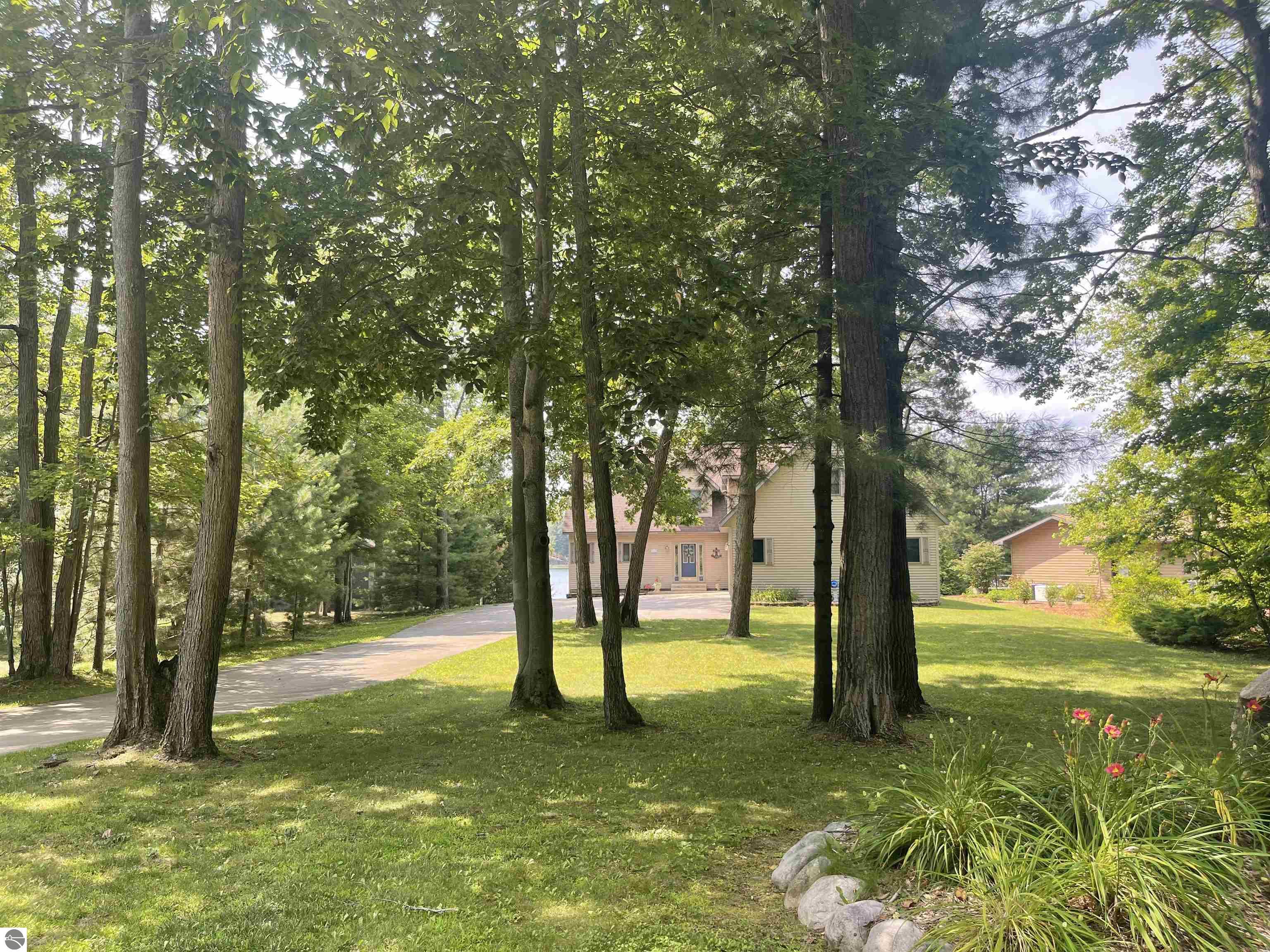 5685 Shirley Ann Drive, Harrison, MI 48625 — Photo 89
