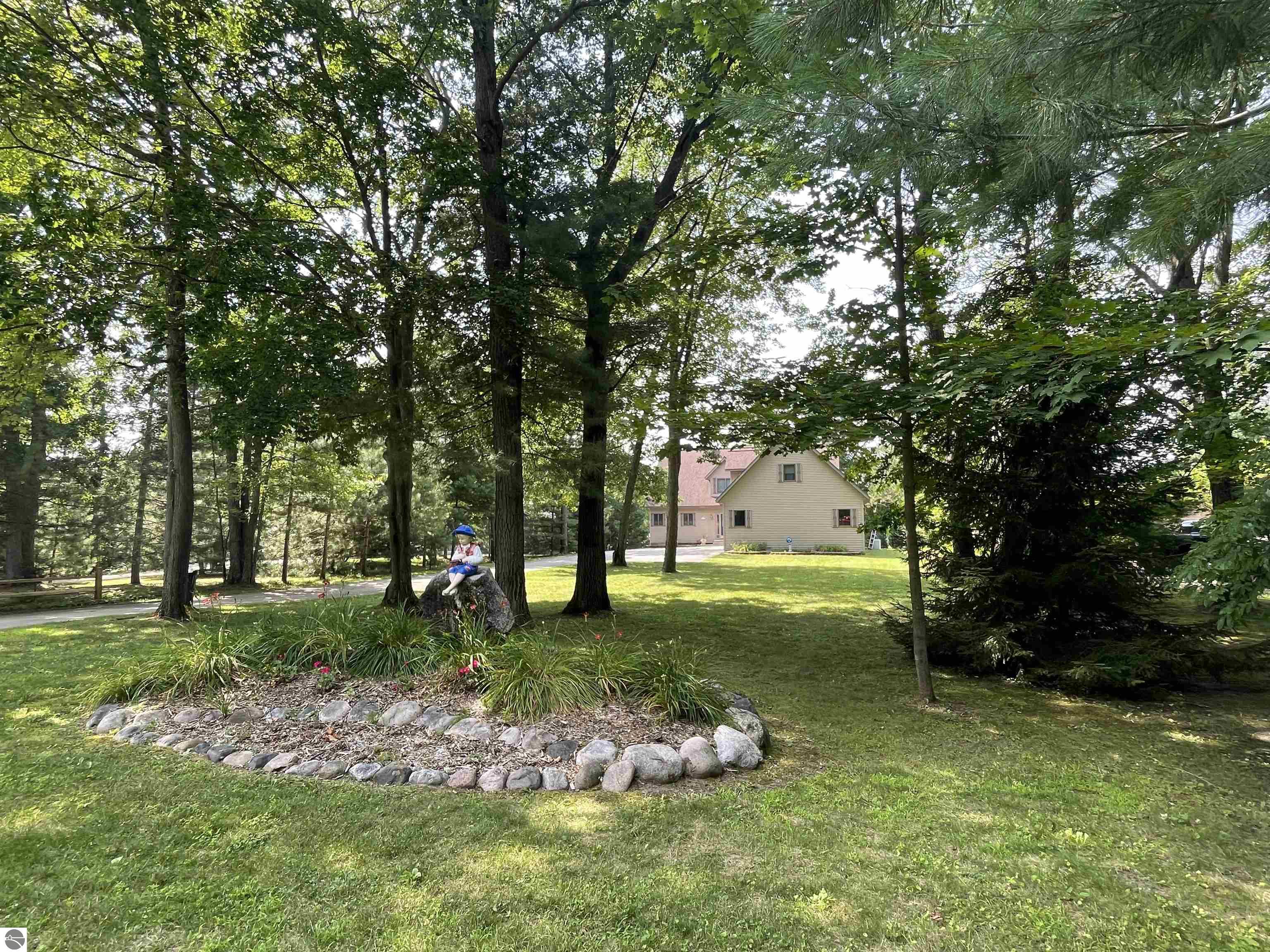 5685 Shirley Ann Drive, Harrison, MI 48625 — Photo 91