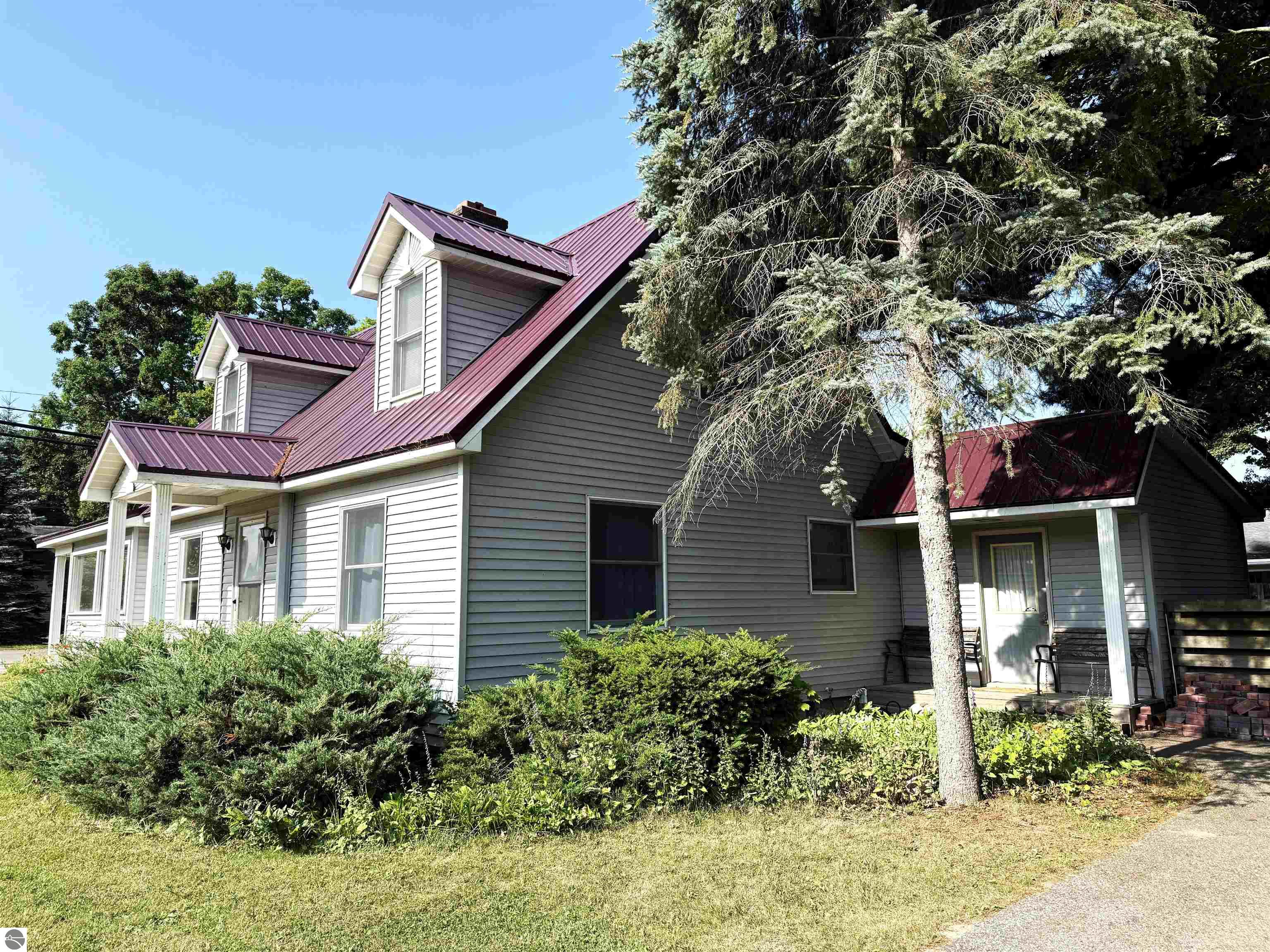 301 N Main Street, Lake City, MI 49651 — Photo 2