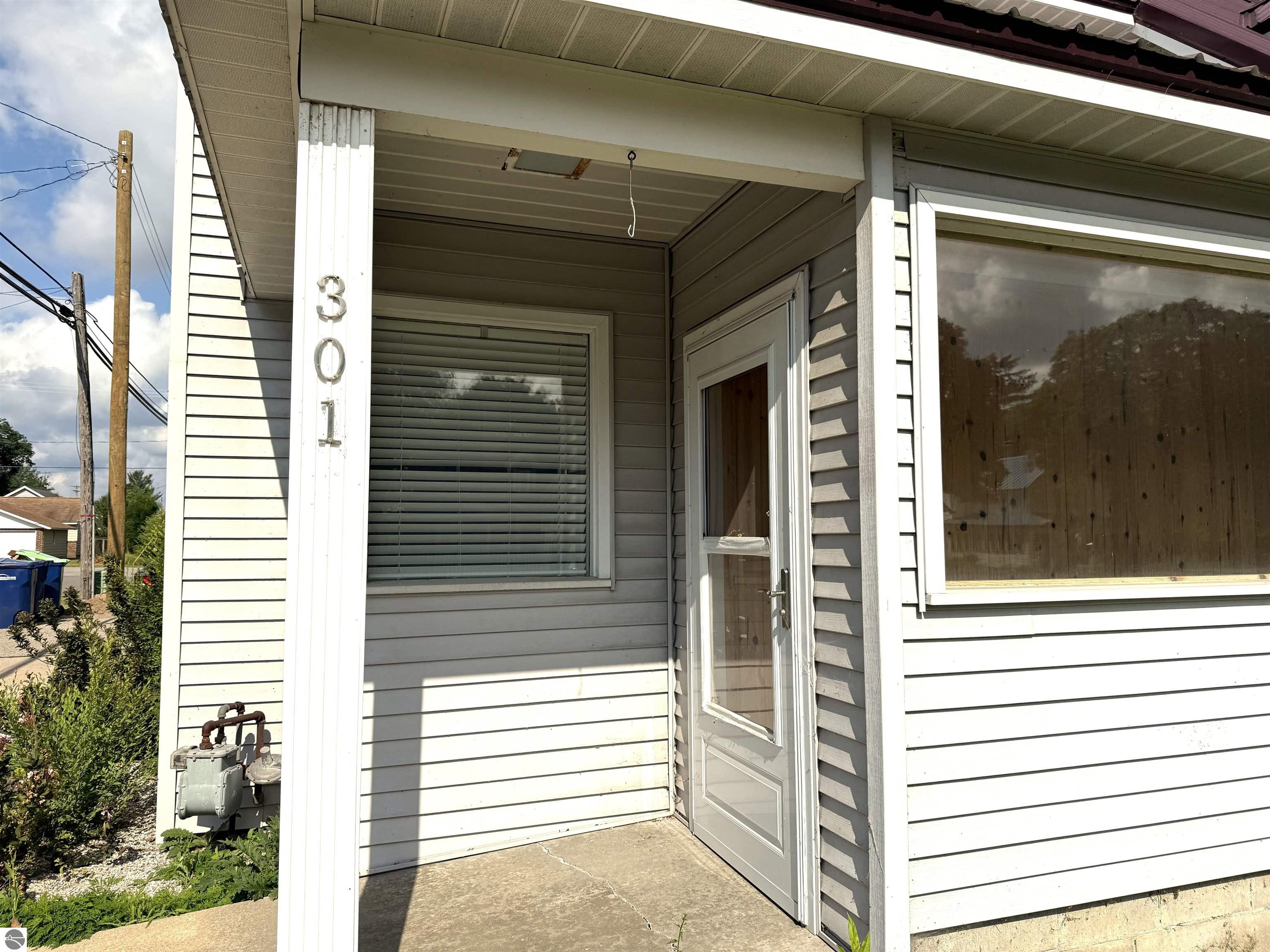 301 N Main Street, Lake City, MI 49651 — Photo 7