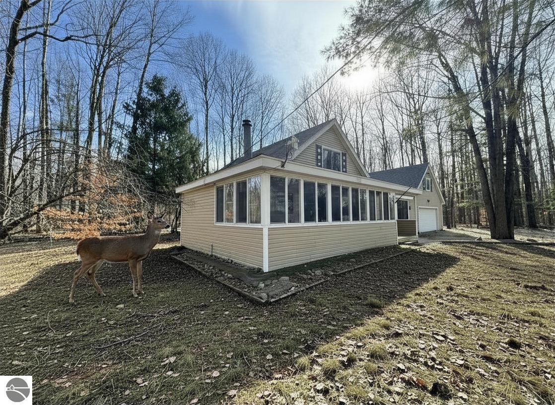 8420 E Stockwell, Harrison, MI 48625 — Photo 2