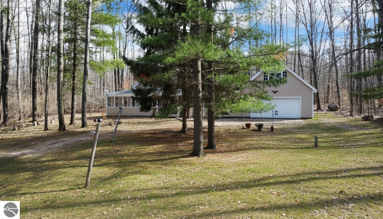8420 E Stockwell, Harrison, MI 48625 — Photo 3