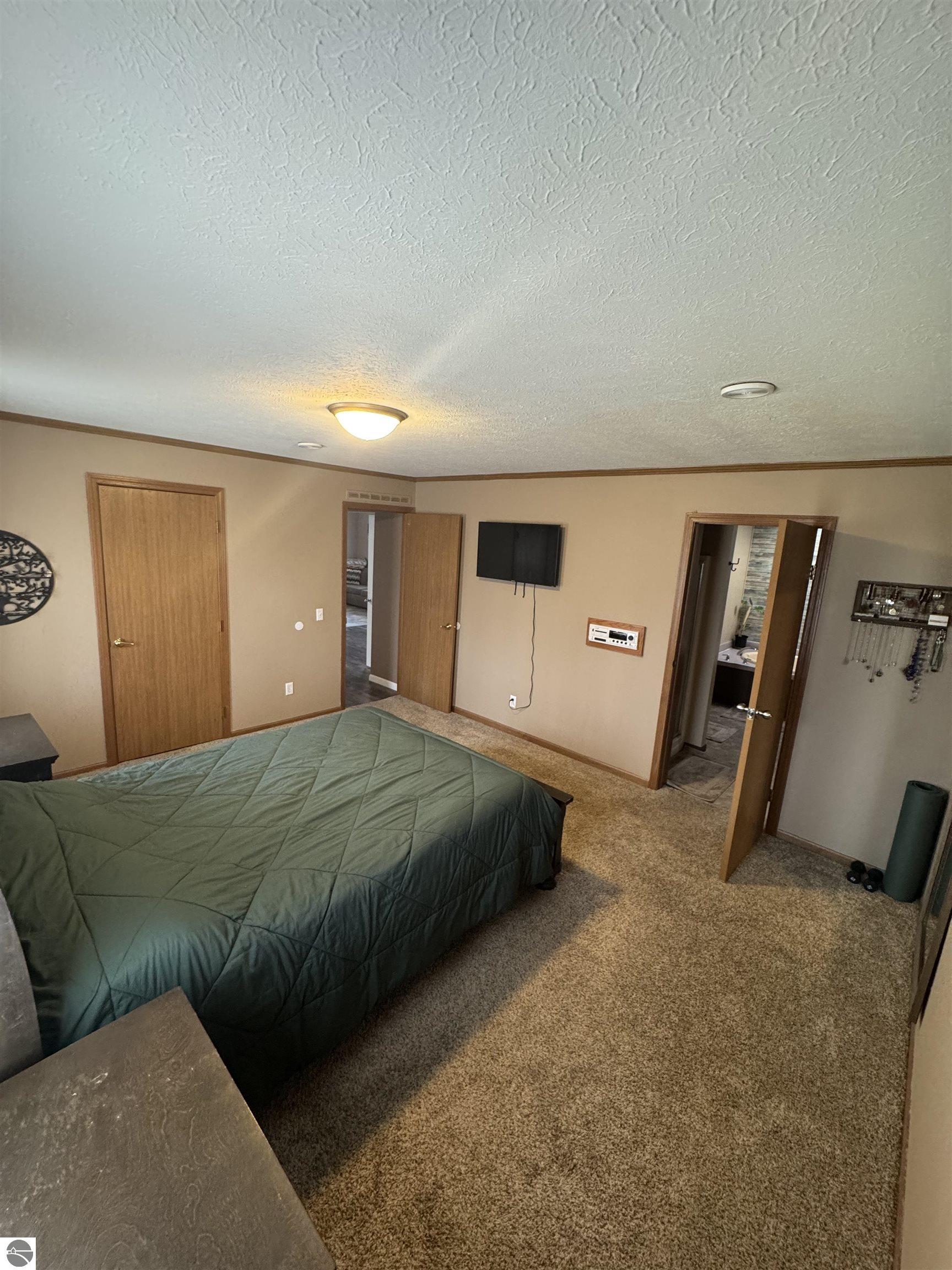 2006 Duquesa Court, Lake Isabella, MI 48893 — Photo 21