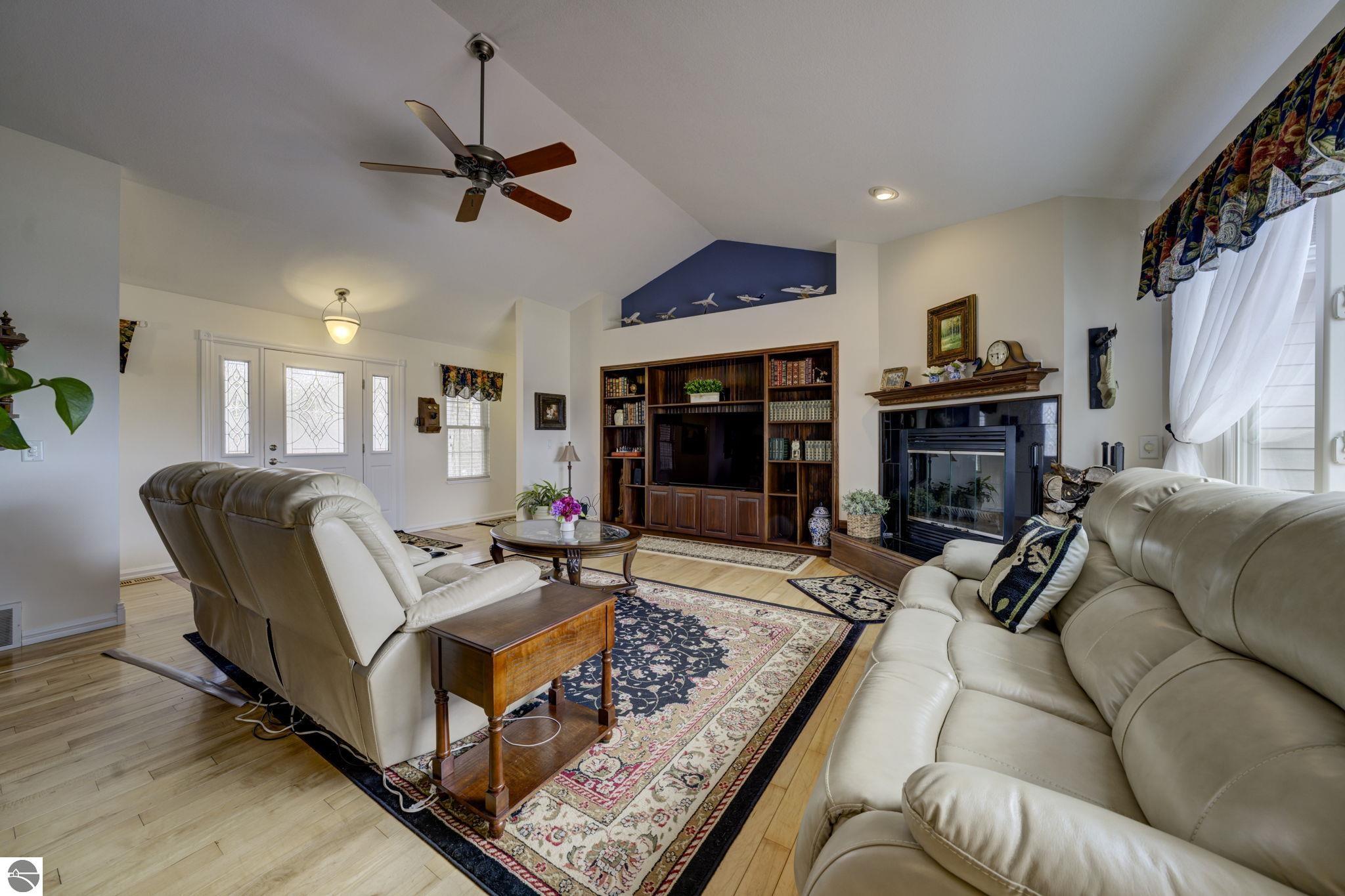 2567 Evergreen Valley Drive