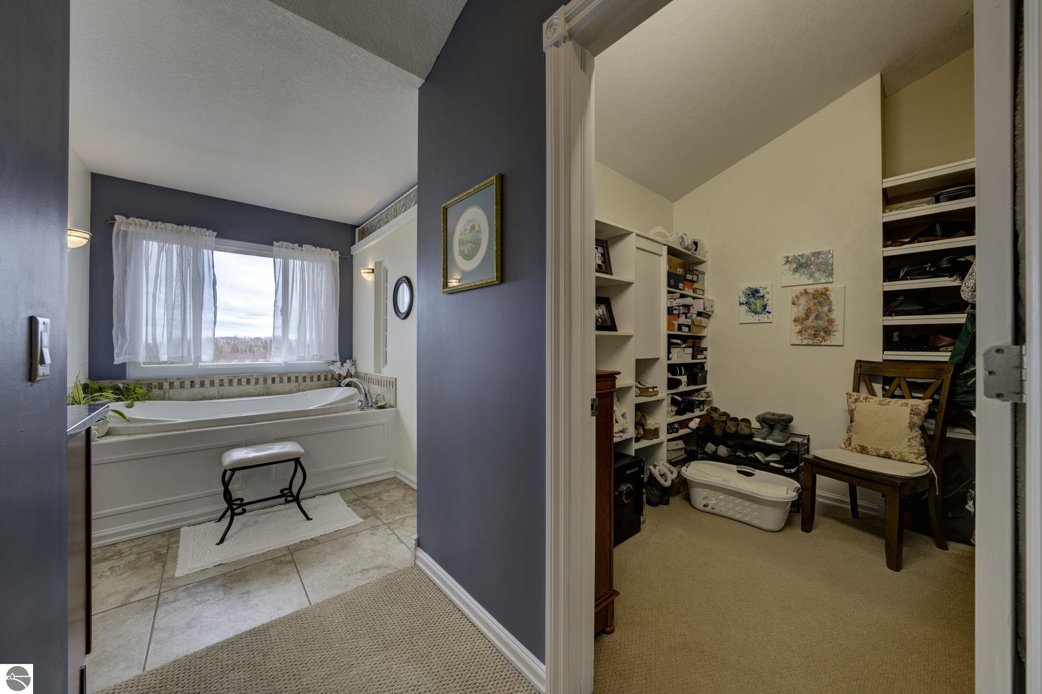 2567 Evergreen Valley Drive