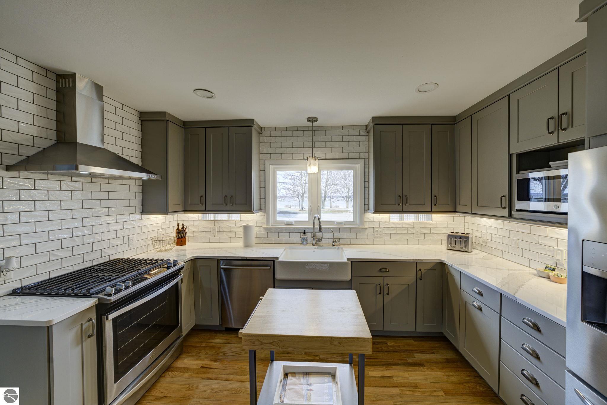 10220 West Bay Shore Drive