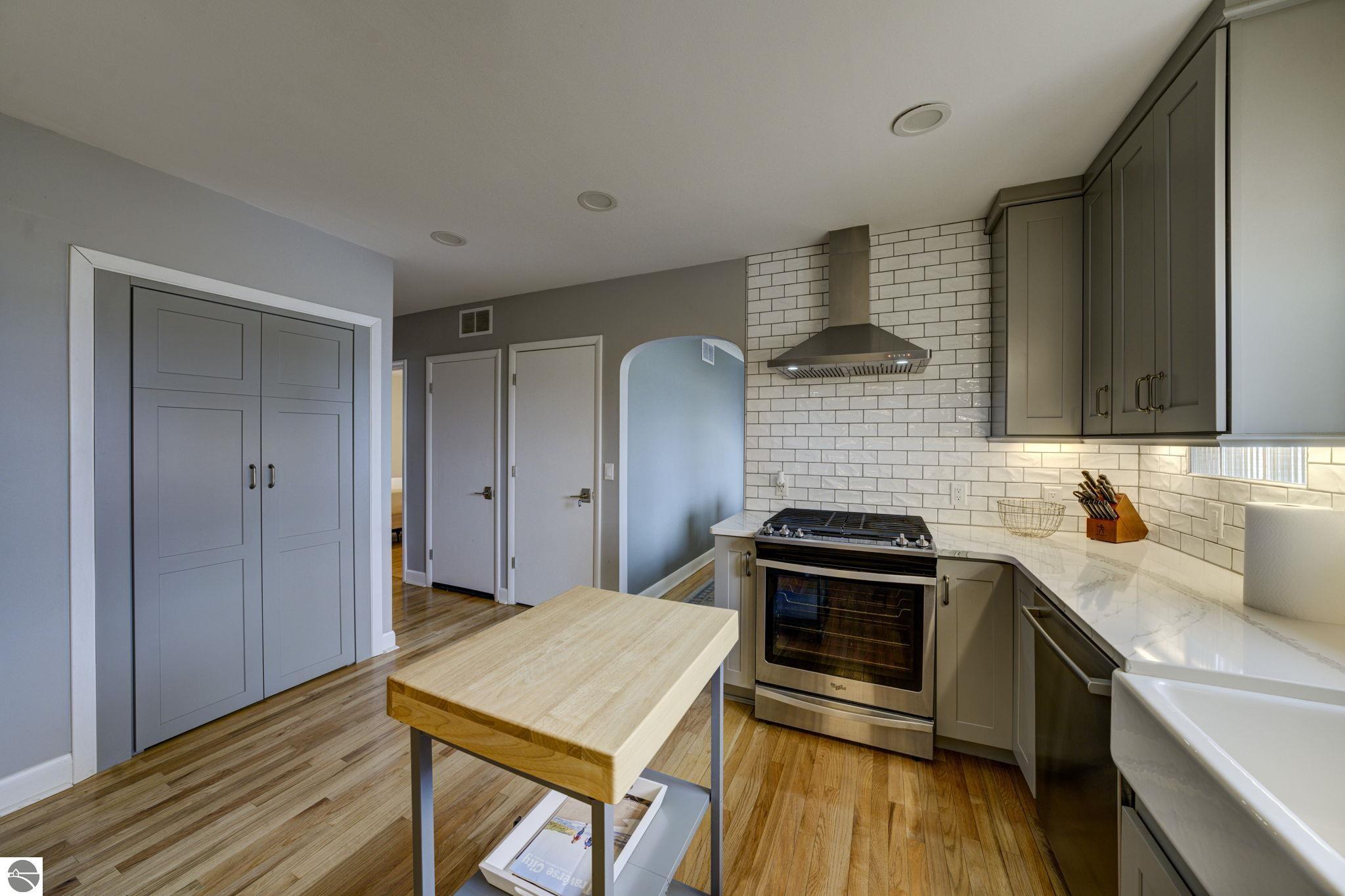 10220 West Bay Shore Drive