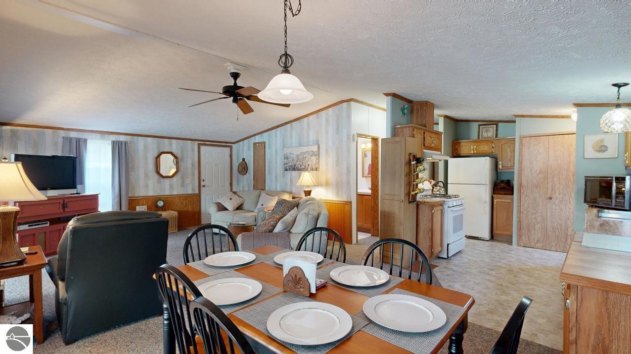 11190 South Shore Drive, Lake, MI 48632 — Photo 11